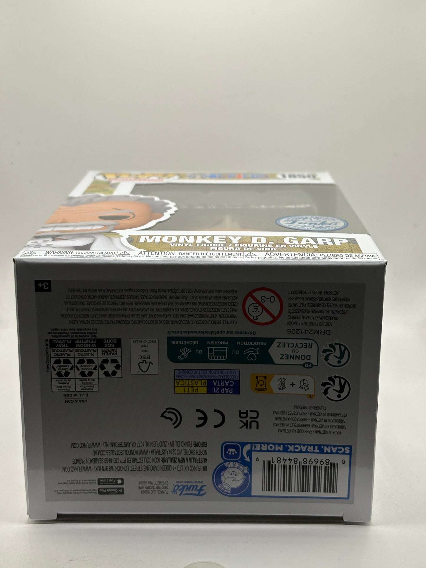 Funko POP! Animation One Piece #1850 Monkey D. Garp Vinyl Figure