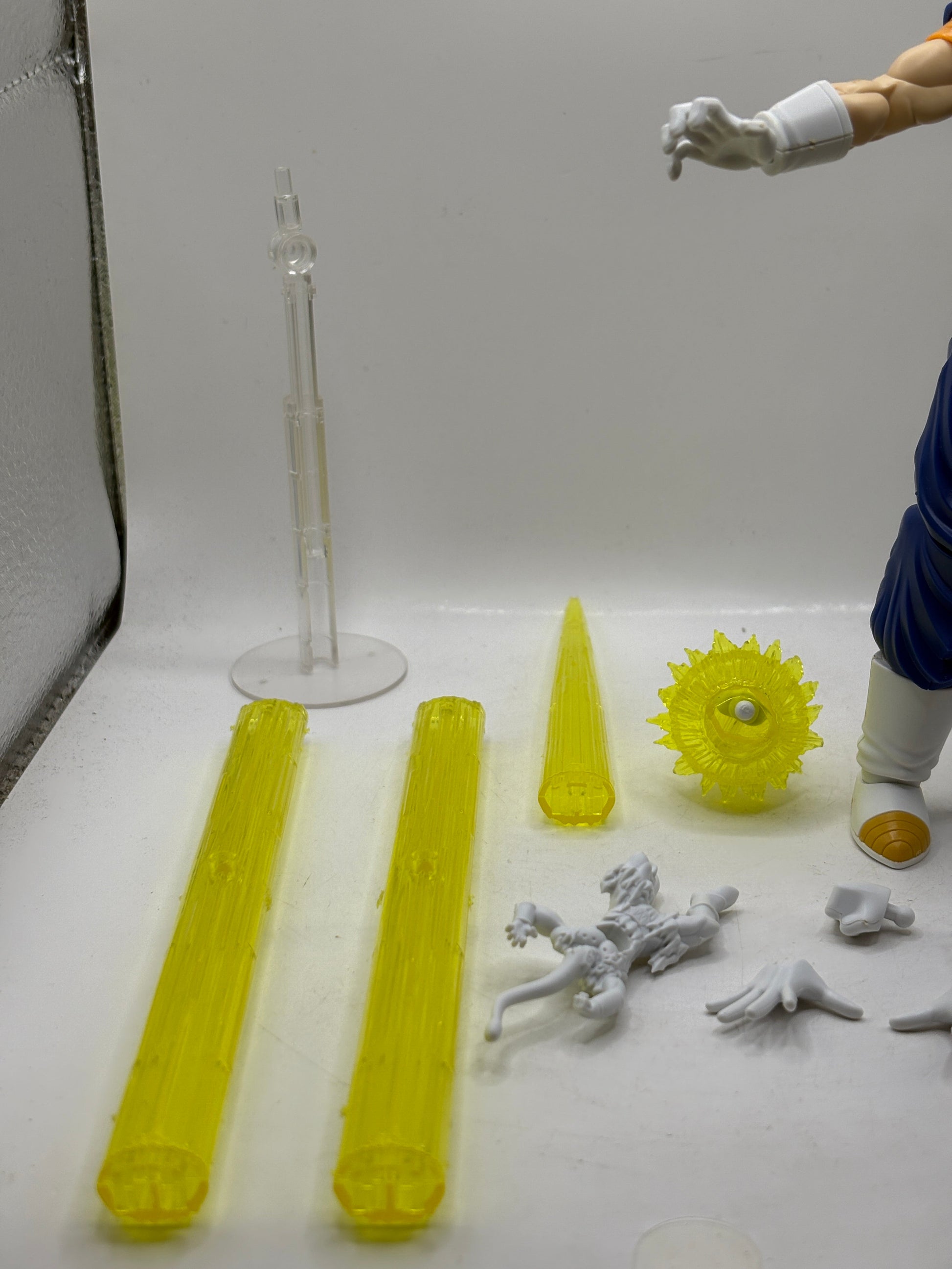 Bandai Figure-Rise Standard Dragon Ball Z Super Saiyan Vegito Model Kit Loose FRENLY BRICKS - Open 7 Days