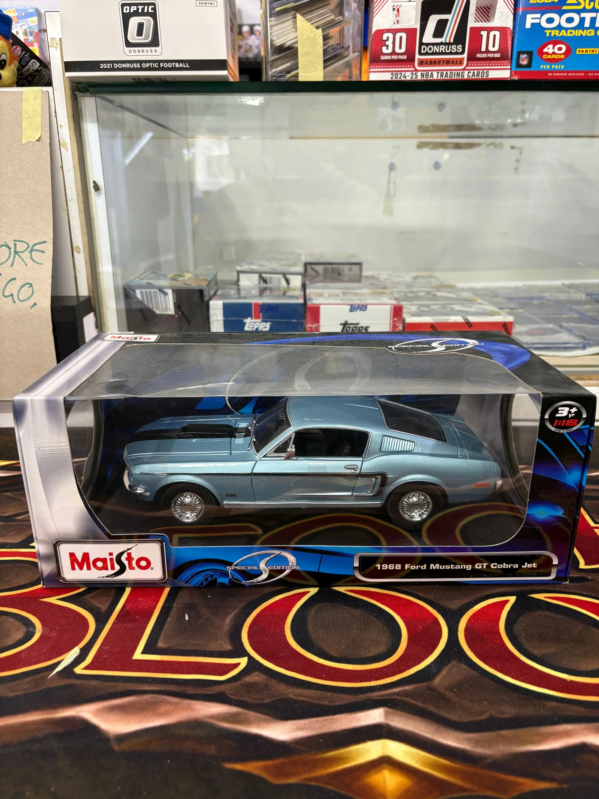 Maisto 1968 Ford Mustang GT Cobra Jet 1:18 Scale FRENLY BRICKS - Open 7 Days