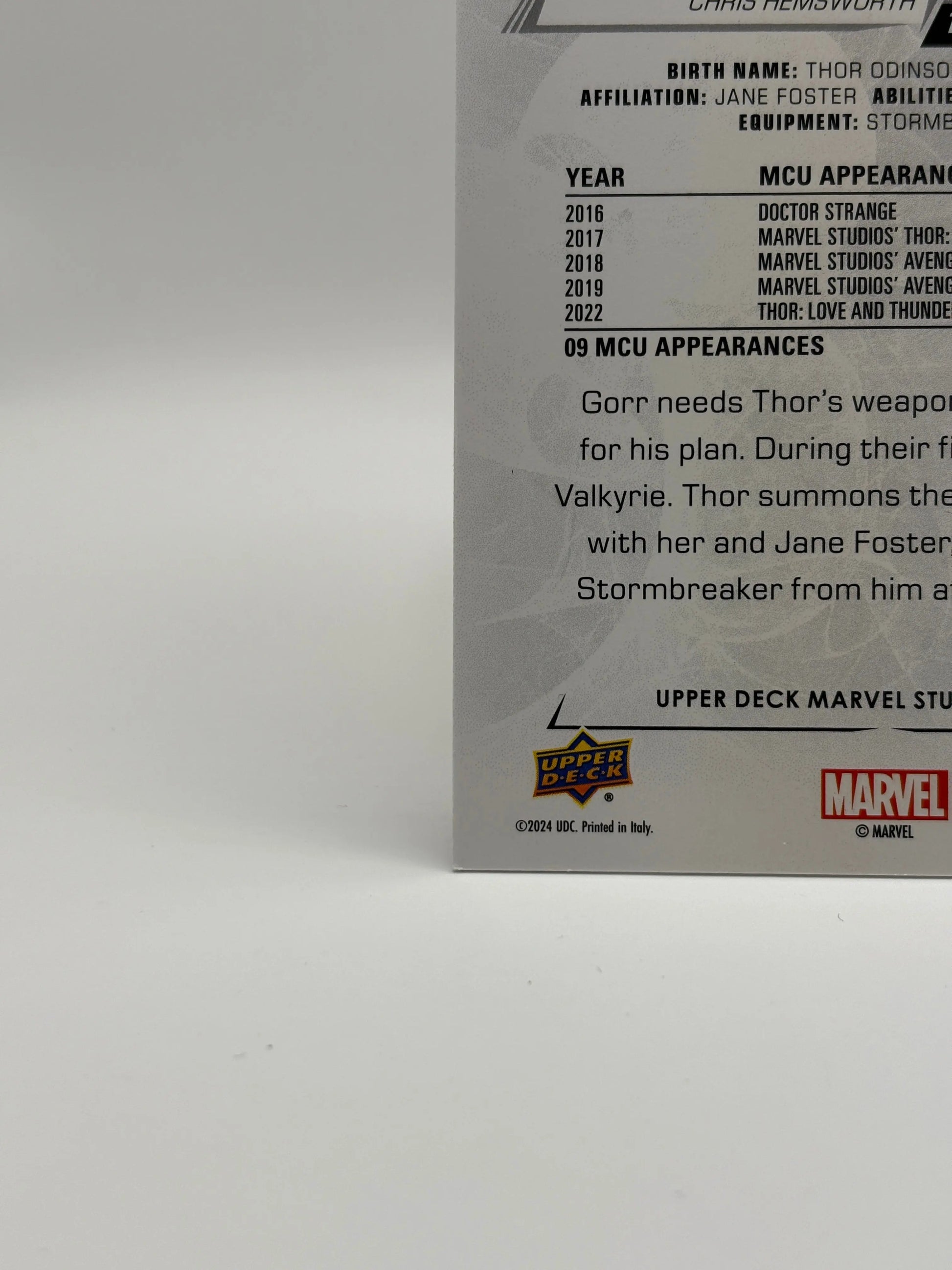 2024 Marvel Studios Series 2 UD Exclusives Gold /100 Chris Hemsworth Thor #189 FRENLY BRICKS - Open 7 Days