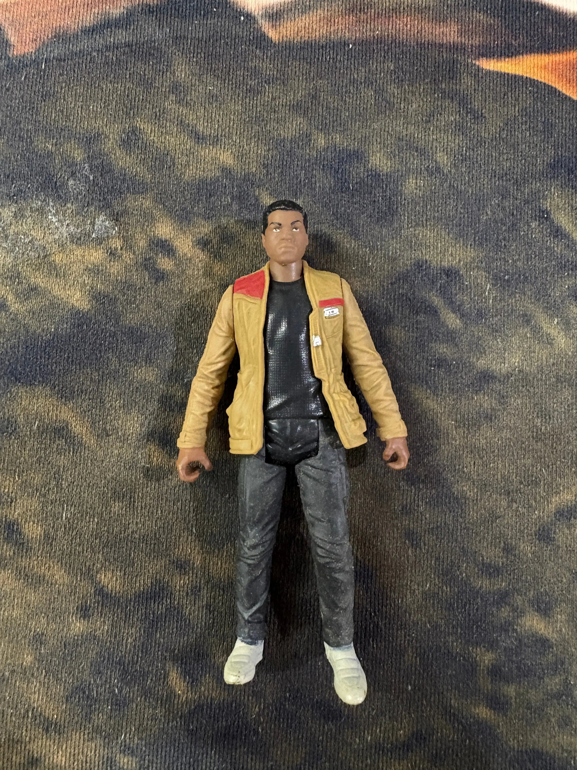 2015 FINN (Jakku) Star Wars THE FORCE AWAKENS Hasbro FRENLY BRICKS - Open 7 Days