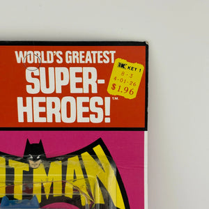 MEGO WORLD'S GREATEST SUPERHEROES (1973) - BATMAN (REMOVEABLE COWL) FIGURE ON KRESGE CARD UNPUNCHED FRENLY BRICKS - Open 7 Days