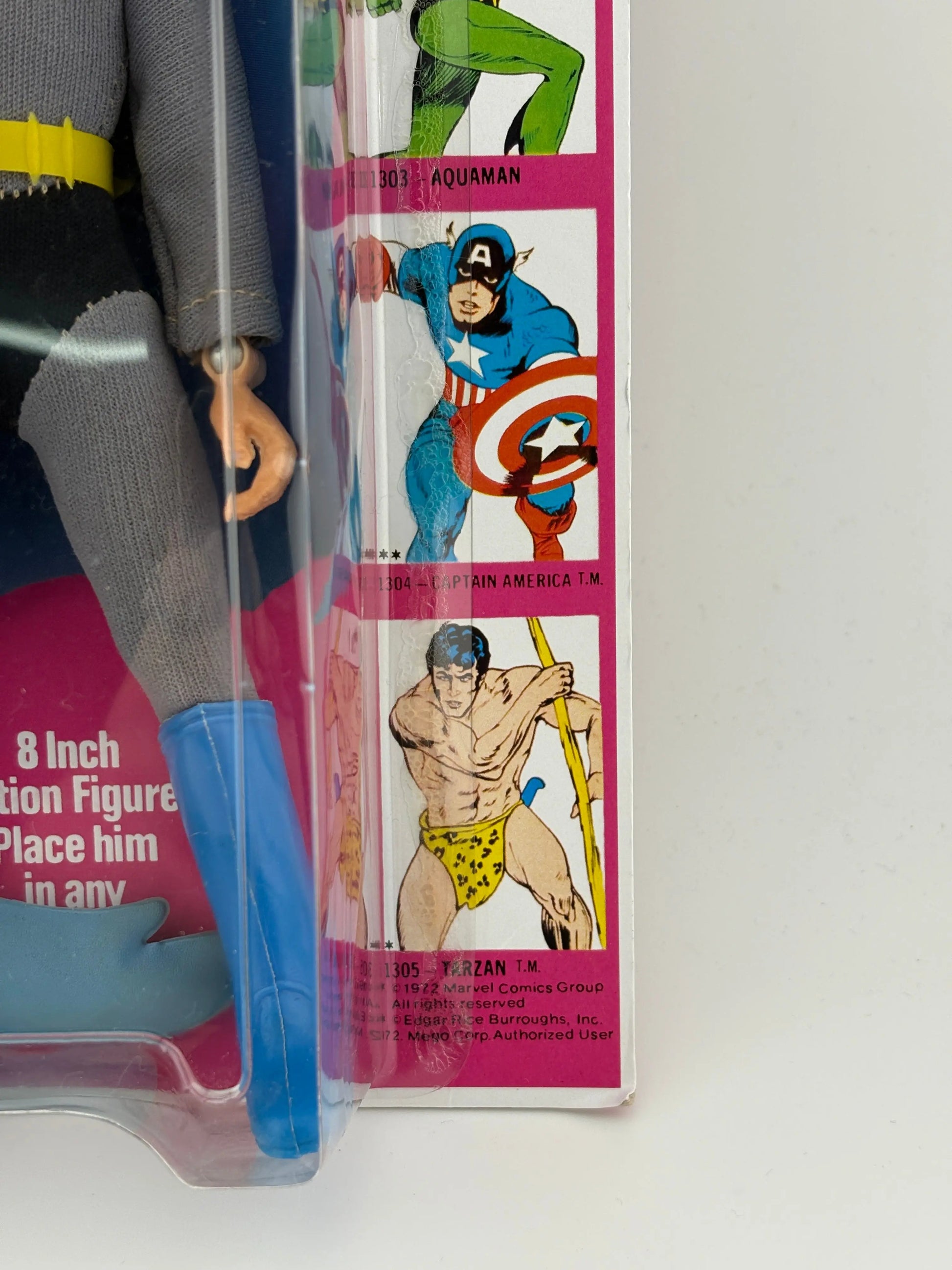 MEGO WORLD'S GREATEST SUPERHEROES (1973) - BATMAN (REMOVEABLE COWL) FIGURE ON KRESGE CARD UNPUNCHED FRENLY BRICKS - Open 7 Days