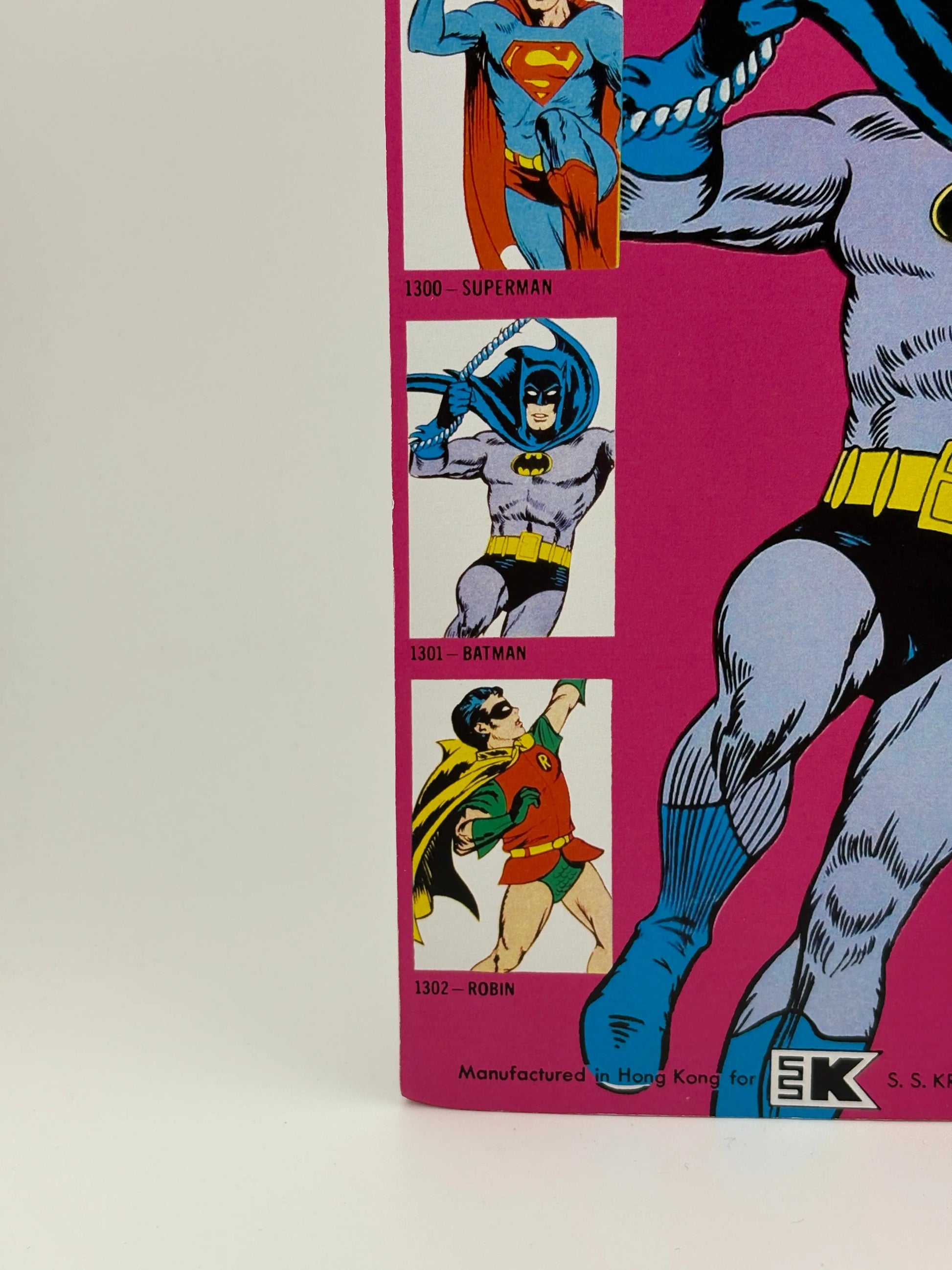 MEGO WORLD'S GREATEST SUPERHEROES (1973) - BATMAN (REMOVEABLE COWL) FIGURE ON KRESGE CARD UNPUNCHED FRENLY BRICKS - Open 7 Days