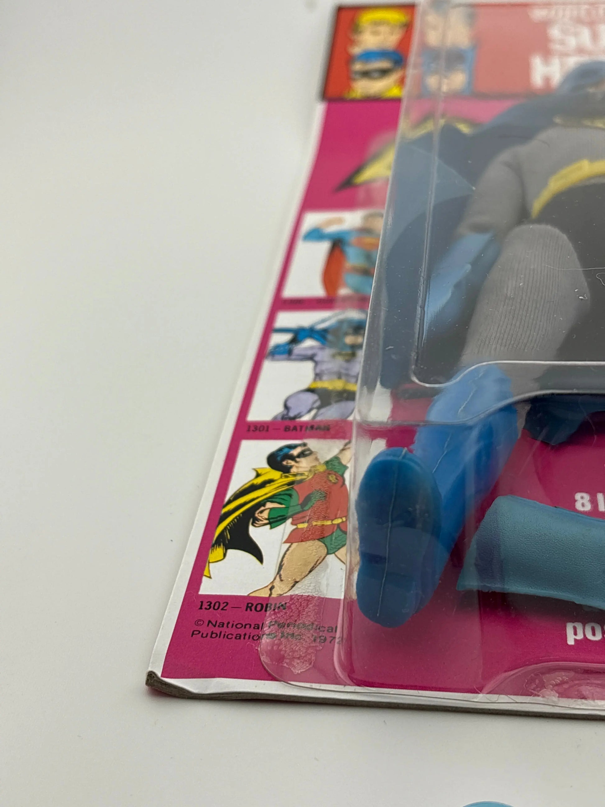 MEGO WORLD'S GREATEST SUPERHEROES (1973) - BATMAN (REMOVEABLE COWL) FIGURE ON KRESGE CARD UNPUNCHED FRENLY BRICKS - Open 7 Days