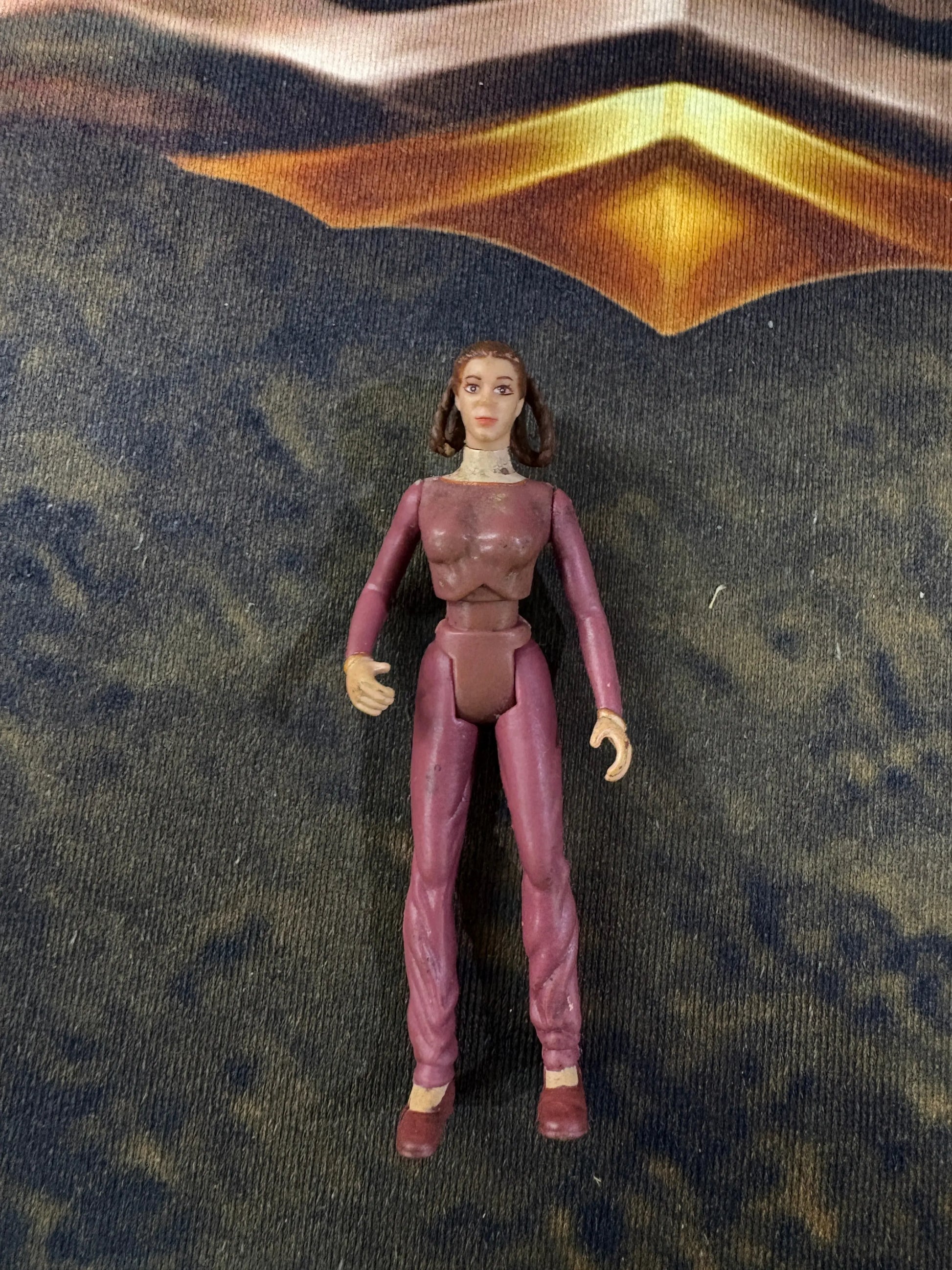 1997 Kenner Princess Leia Figure (2) FRENLY BRICKS - Open 7 Days