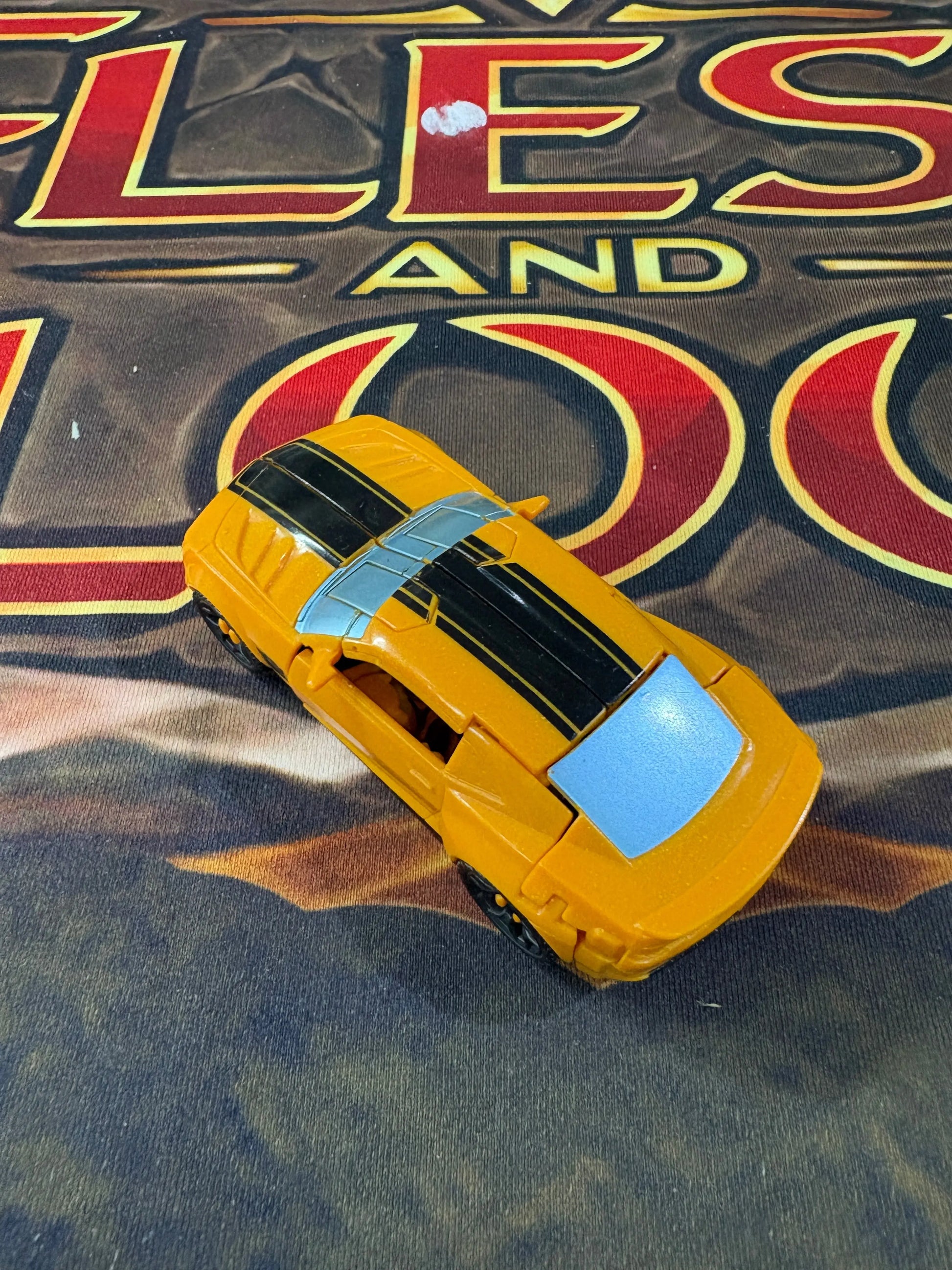 Transformers AOE Power Punch Bumblebee Deluxe FRENLY BRICKS - Open 7 Days