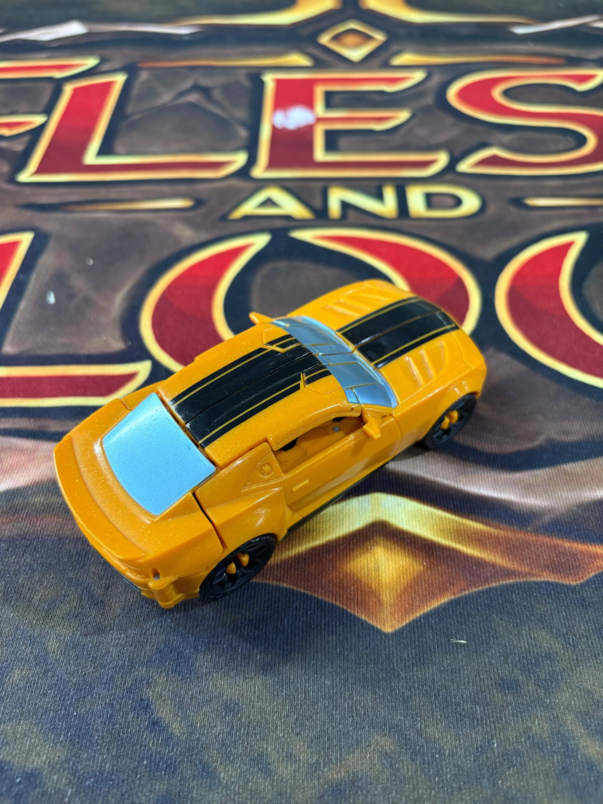 Transformers AOE Power Punch Bumblebee Deluxe FRENLY BRICKS - Open 7 Days