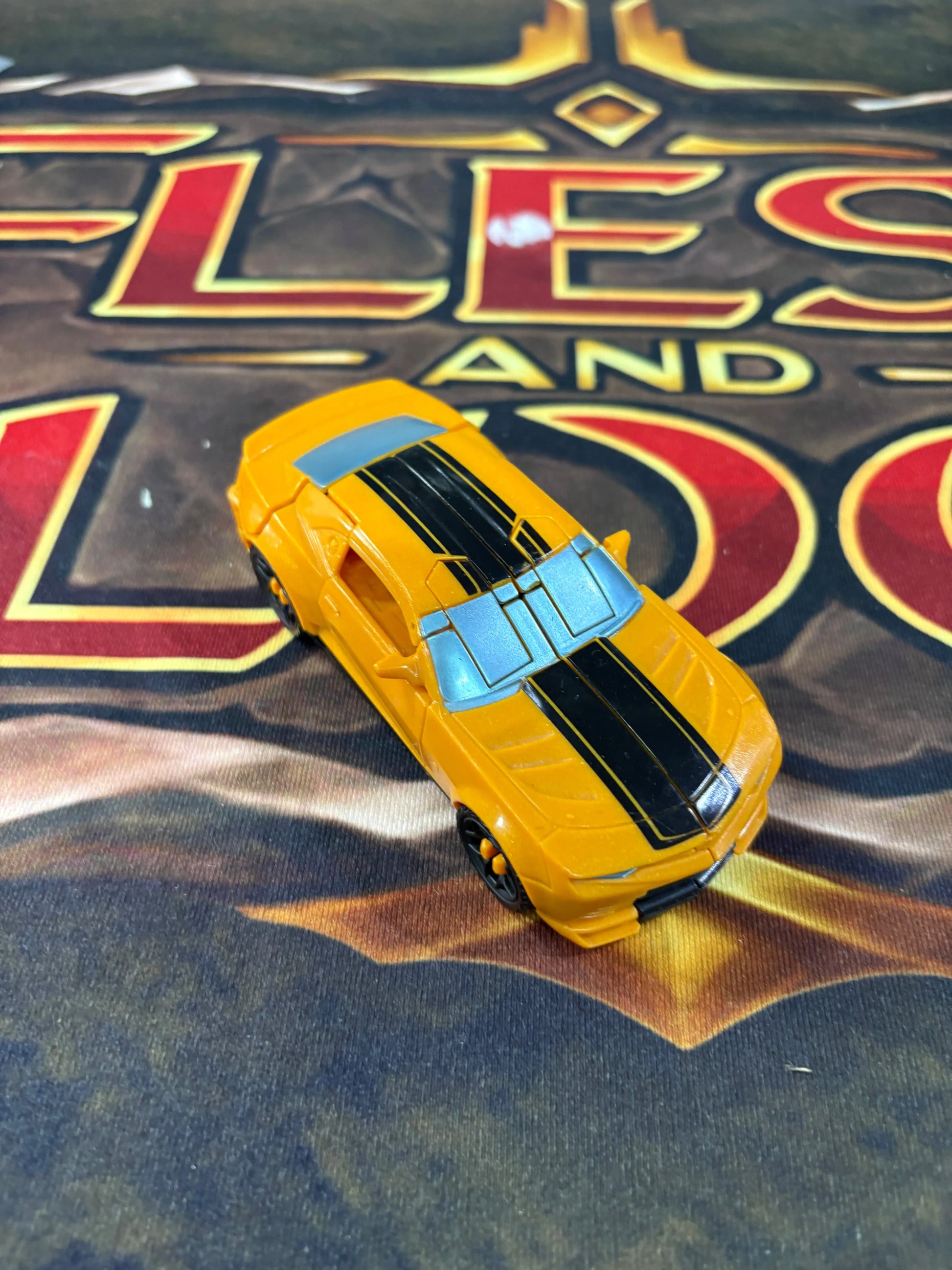 Transformers AOE Power Punch Bumblebee Deluxe FRENLY BRICKS - Open 7 Days