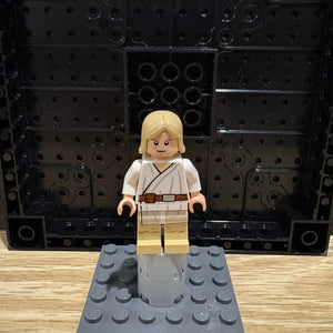 Lego Minifigure Figure Luke Skywalker Star Wars Tatooine 8092	sw0273 2010 FRENLY BRICKS - Open 7 Days