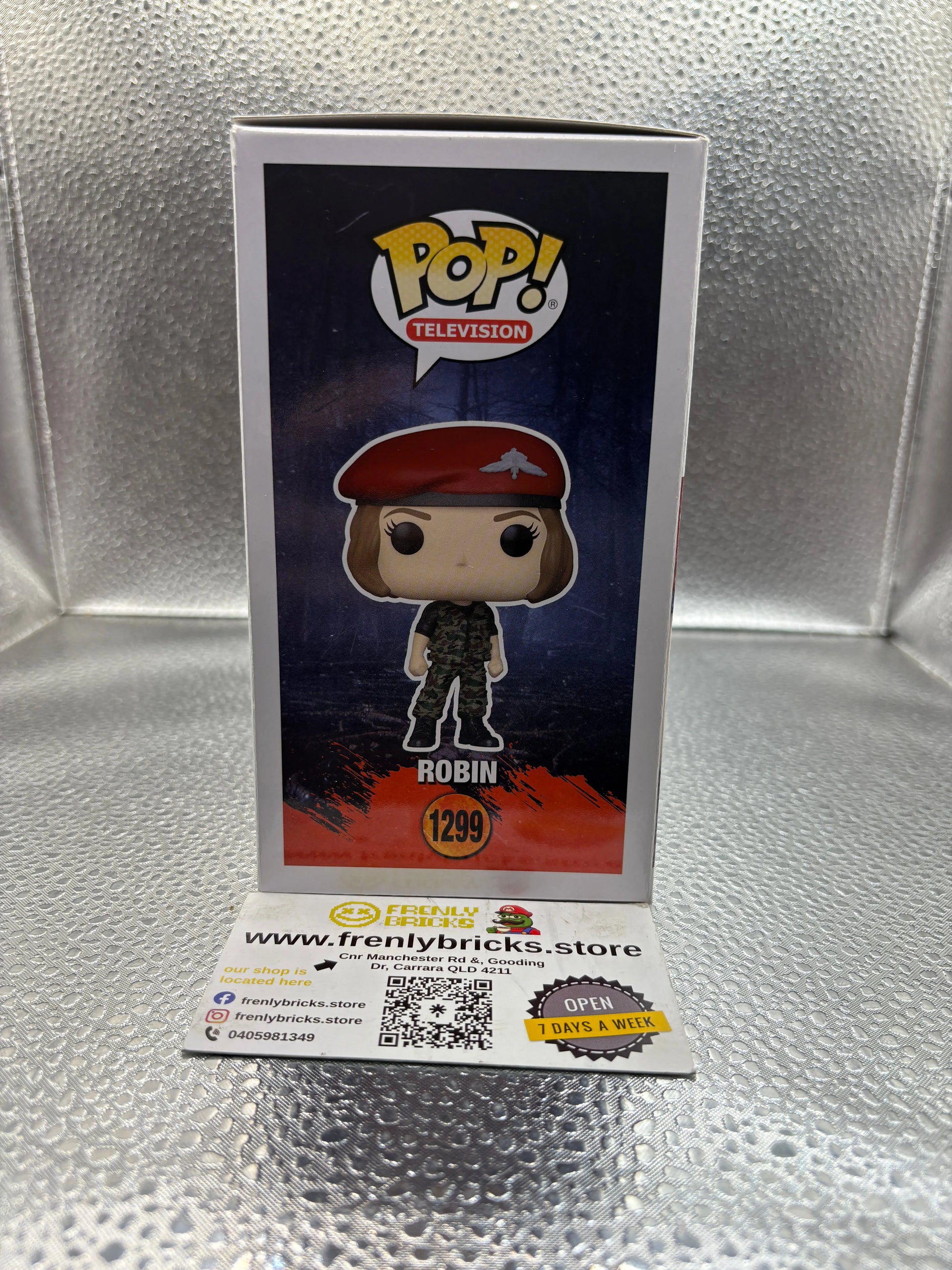 FUNKO Pop Vinyl Robin 1299 FRENLY BRICKS - Open 7 Days