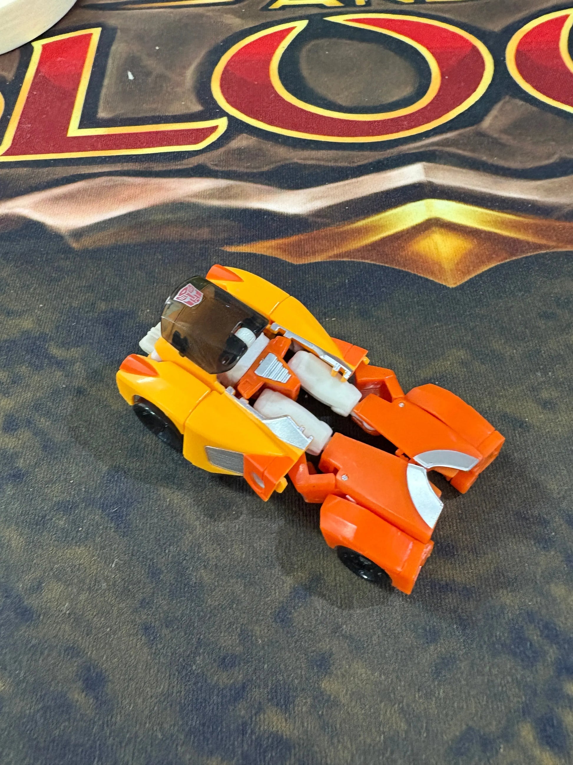 TRANSFORMERS Hasbro Generations Titans Return Legends Class FRENLY BRICKS - Open 7 Days