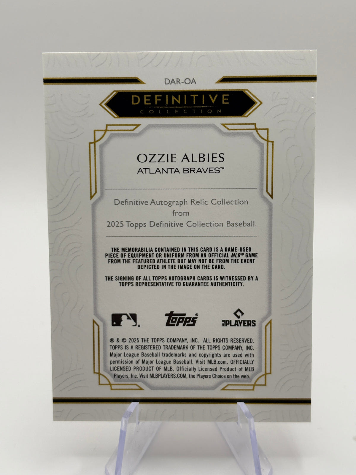 2025 Topps Definitive Ozzie Albies Relic Auto Cards Patch Braves /50 FRENLY BRICKS - Open 7 Days image 2