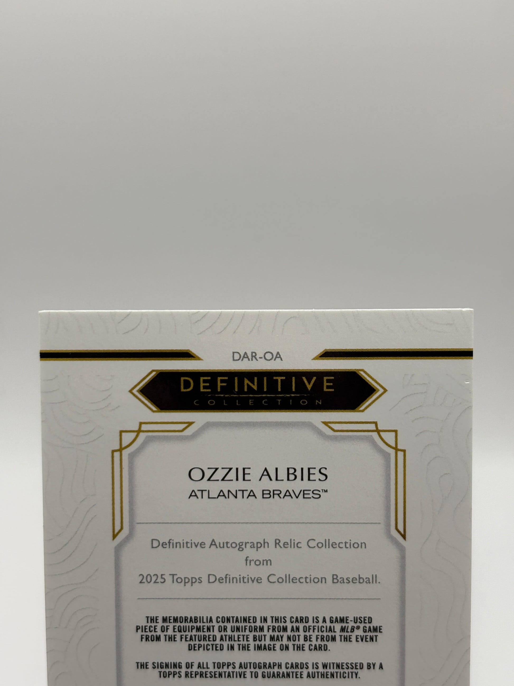 2025 Topps Definitive Ozzie Albies Relic Auto Cards Patch Braves /50 FRENLY BRICKS - Open 7 Days image 3
