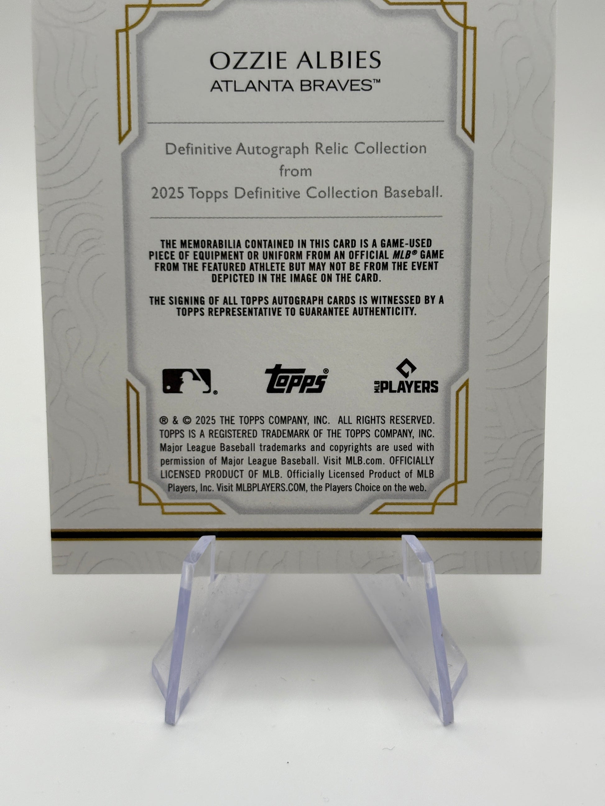 2025 Topps Definitive Ozzie Albies Relic Auto Cards Patch Braves /50 FRENLY BRICKS - Open 7 Days