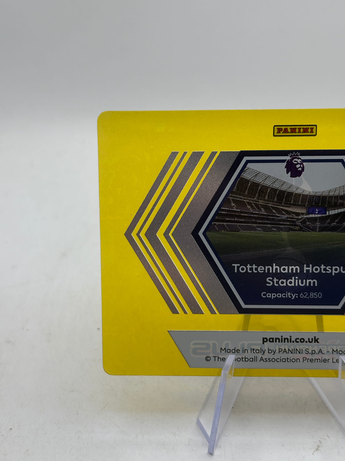 Panini 2025 Adrenalyn Plus Premier League - Tottenham Hotspur Club Badge 3/5 Gold image 3