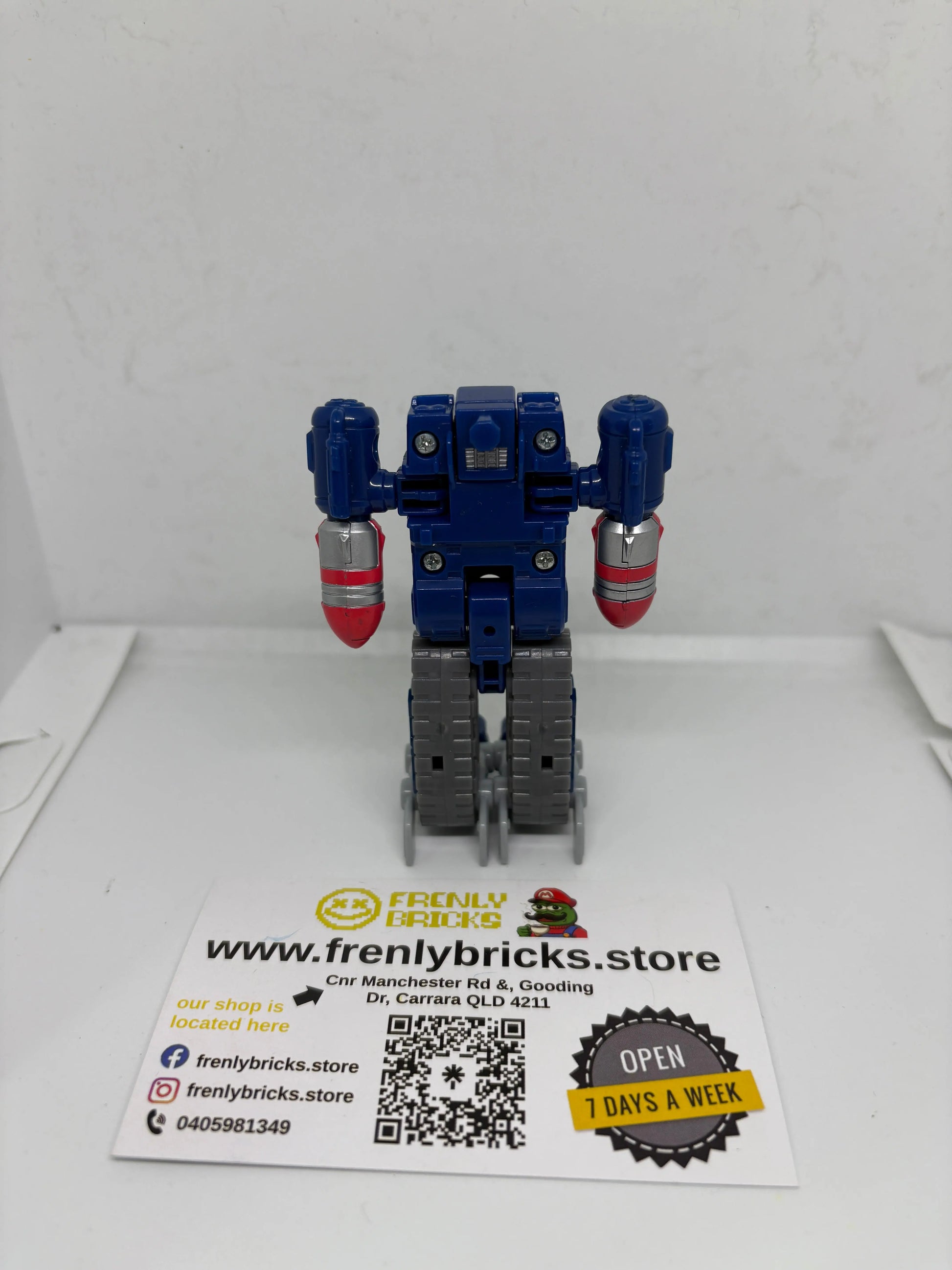Hyper Stealth Robot Departure Machine Robo #3 FRENLY BRICKS - Open 7 Days