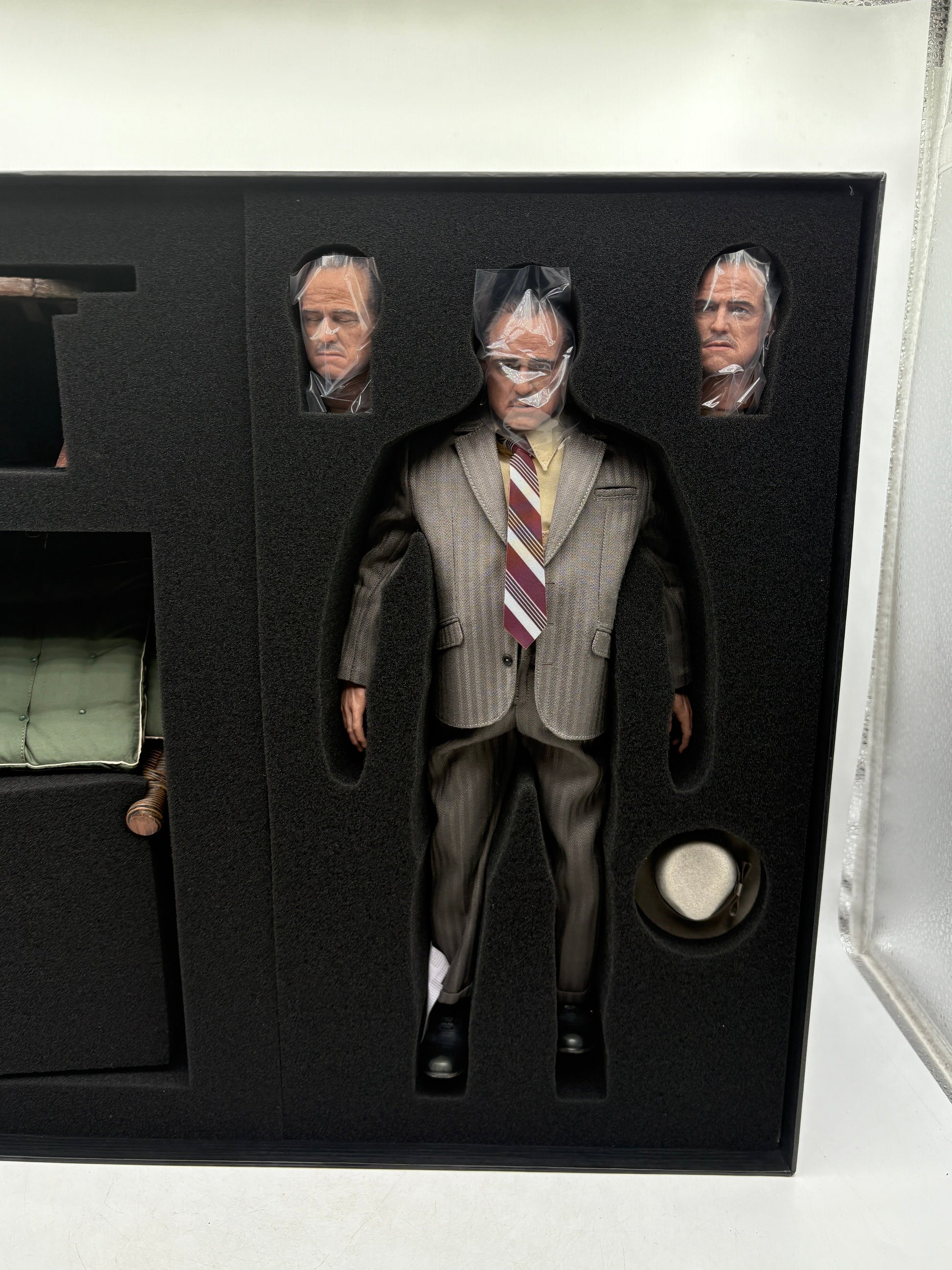 DAMTOYS DMS033 1/6 The Godfather Vito Corleone Golden Years Ver. Figure OPEN FRENLY BRICKS - Open 7 Days