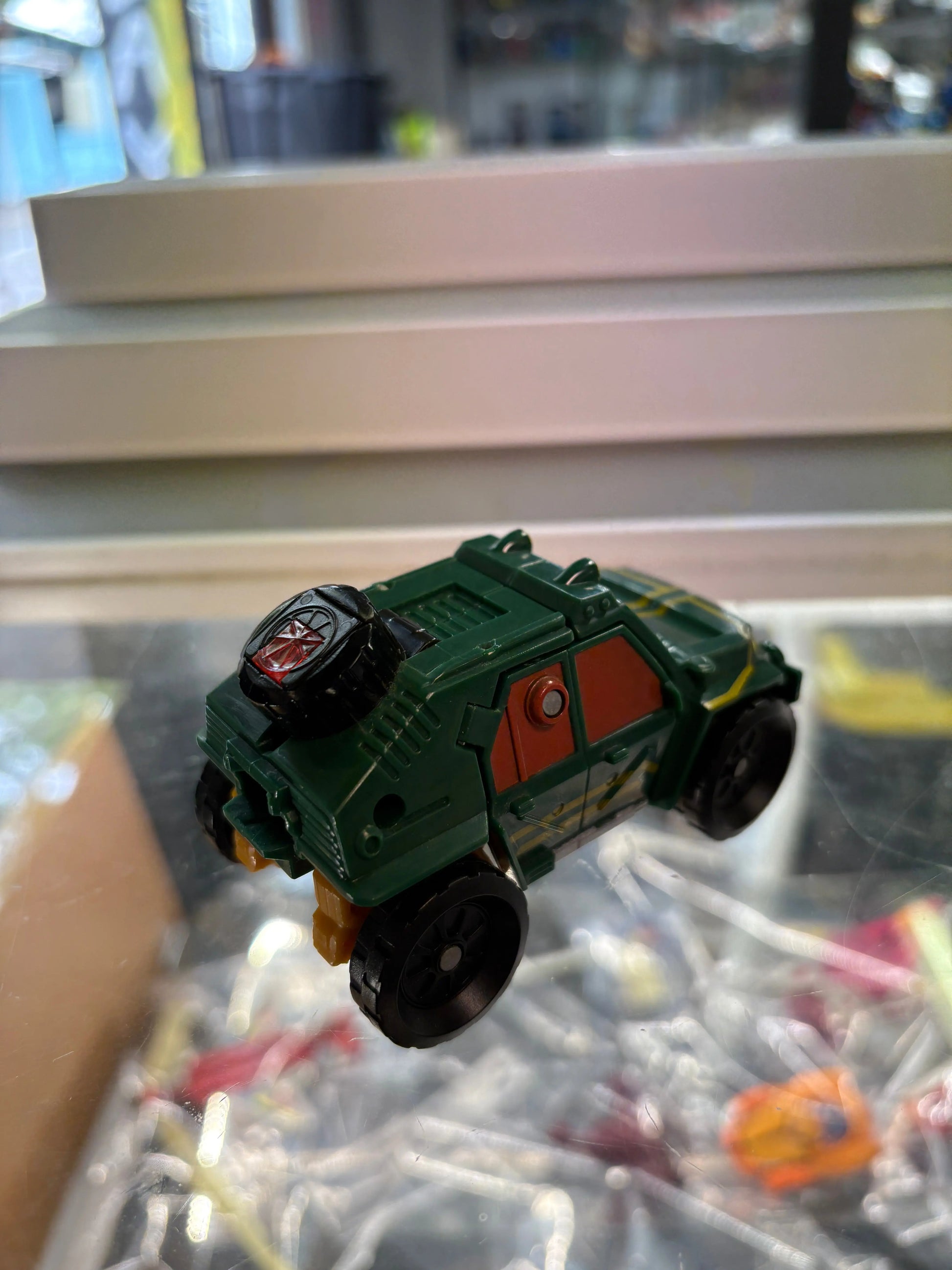 Transformers Cybertron Overhaul - Generations FRENLY BRICKS - Open 7 Days