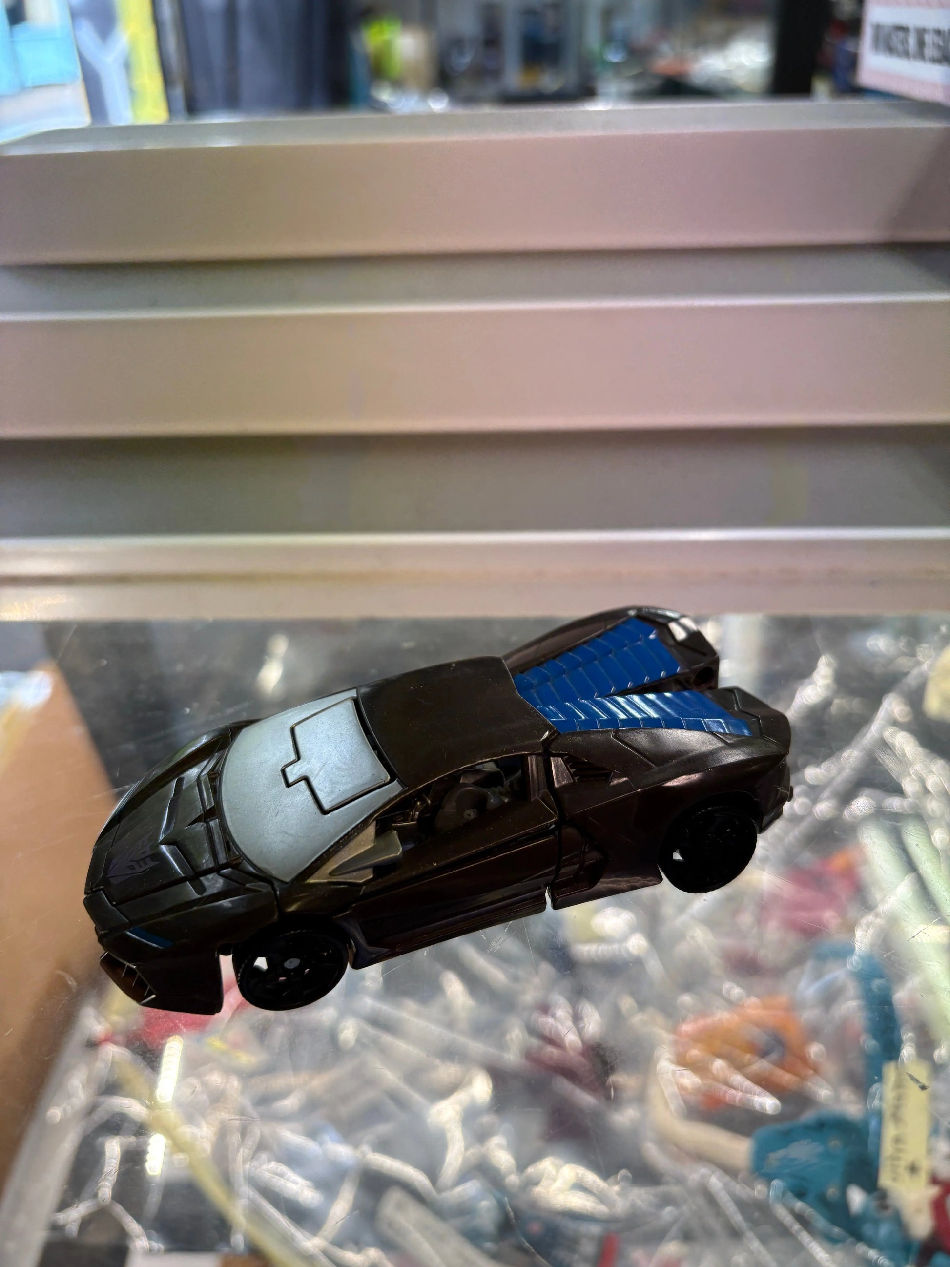 Hasbro 2014 Transformers AOE Movie LOCKDOWN One Step Changers Simple Figure FRENLY BRICKS - Open 7 Days