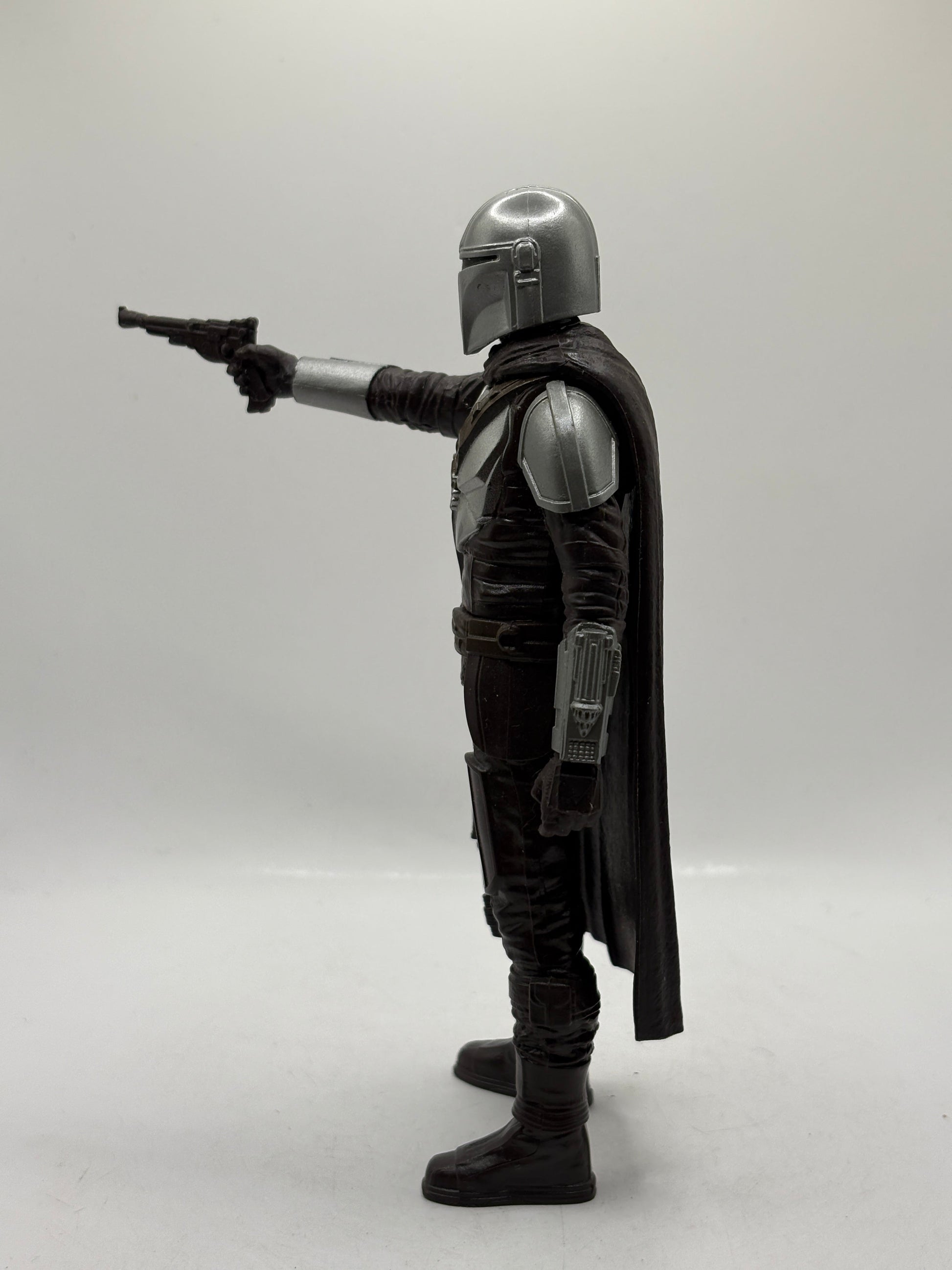 Star Wars Black Series The Mandalorian (Beskar Armor) 6” Action Figure Loose FRENLY BRICKS - Open 7 Days