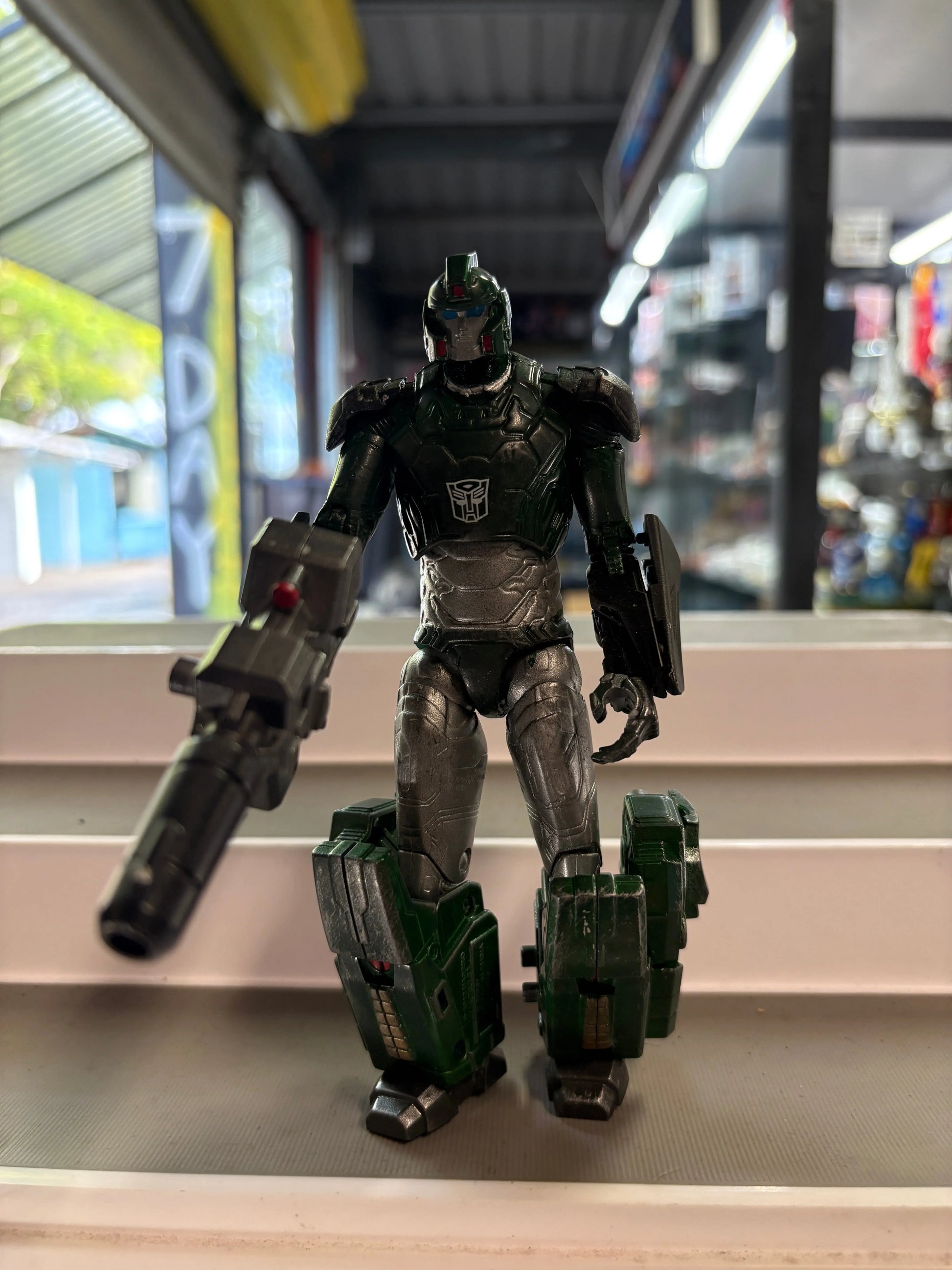 Transformers 2012 Hasbro C-1602A Autobot Figure FRENLY BRICKS - Open 7 Days