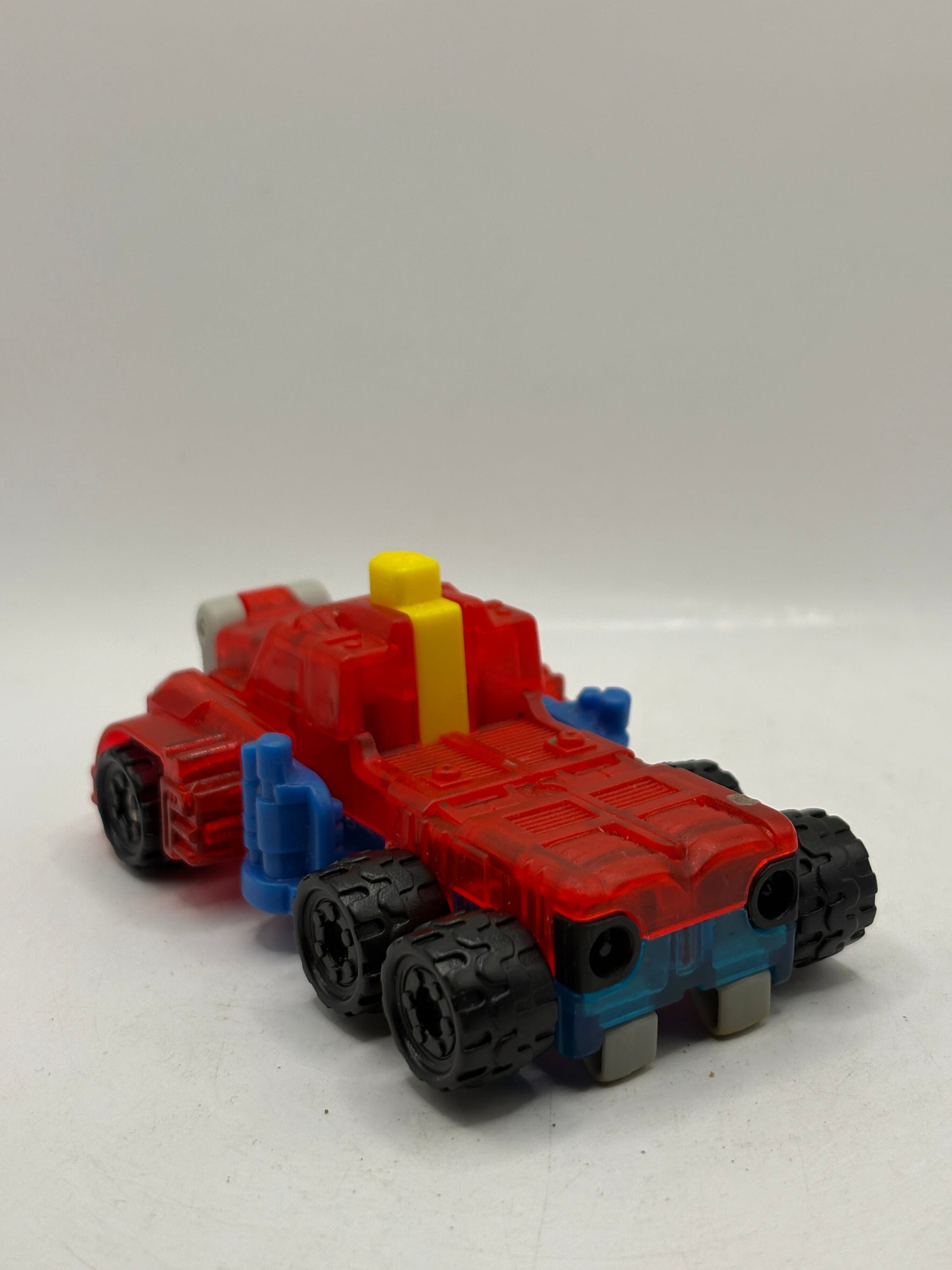 2002 Mcdonalds Transformers Armada Optimus Prime Happy Meal Toy FRENLY BRICKS - Open 7 Days