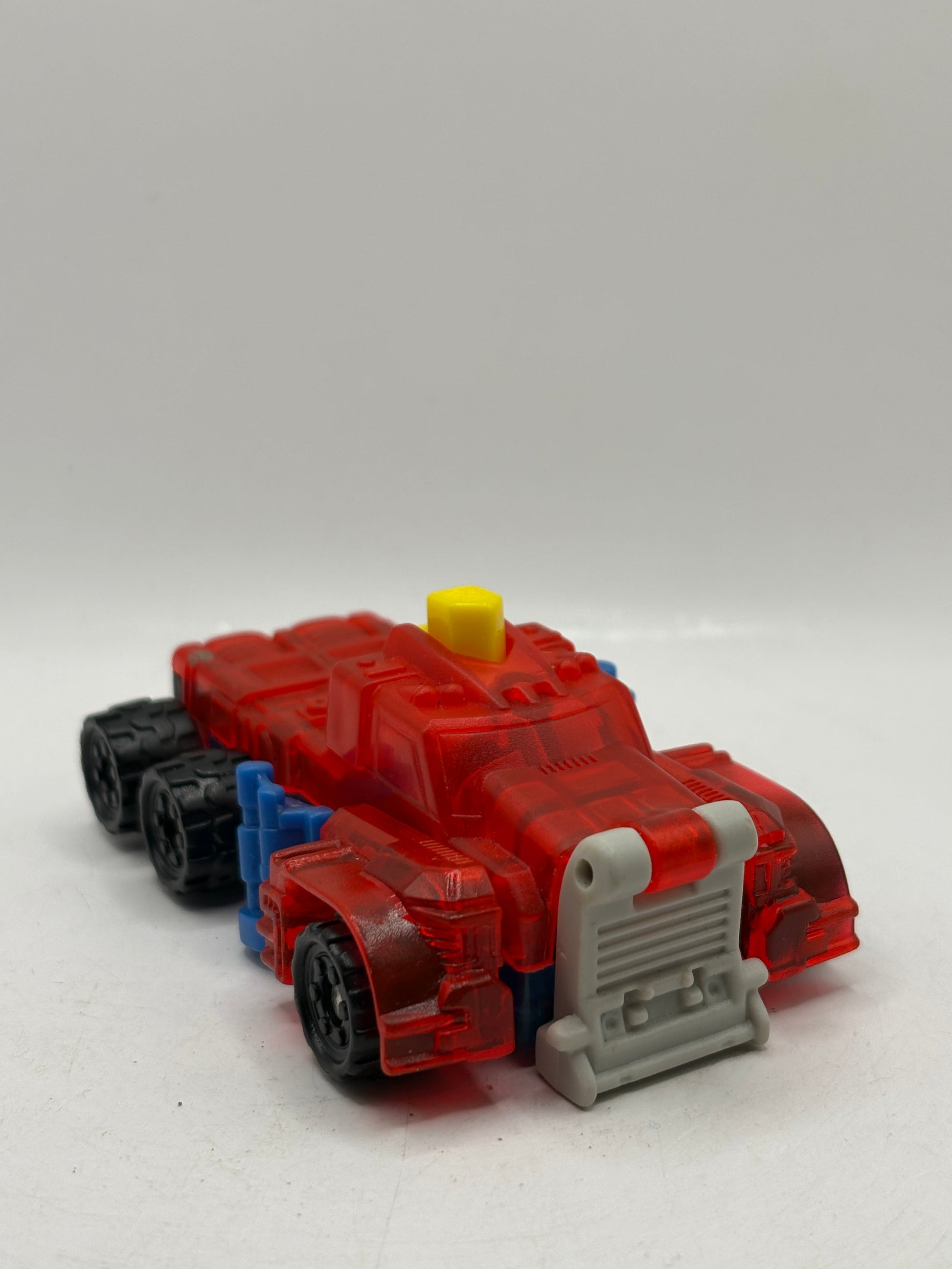 2002 Mcdonalds Transformers Armada Optimus Prime Happy Meal Toy FRENLY BRICKS - Open 7 Days