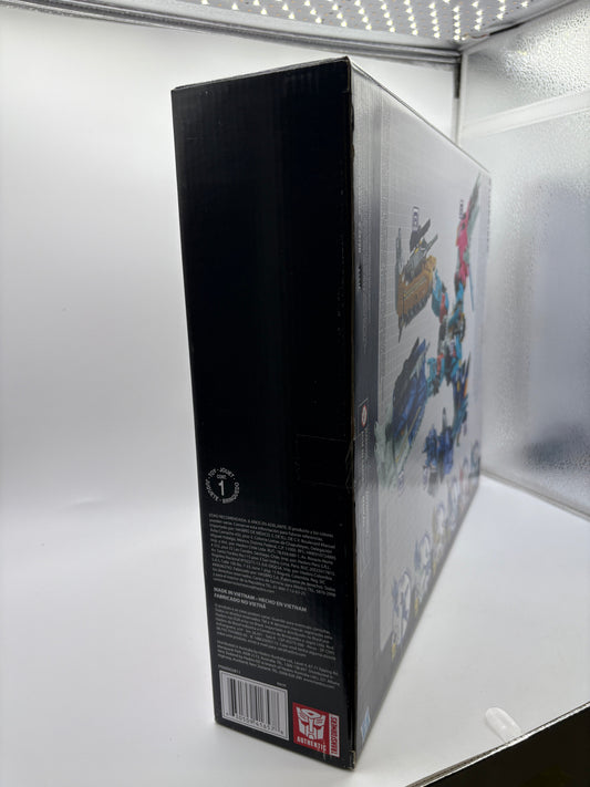 Transformers Generations Platinum Edition Combiner Wars Liokaiser Sealed FRENLY BRICKS - Open 7 Days