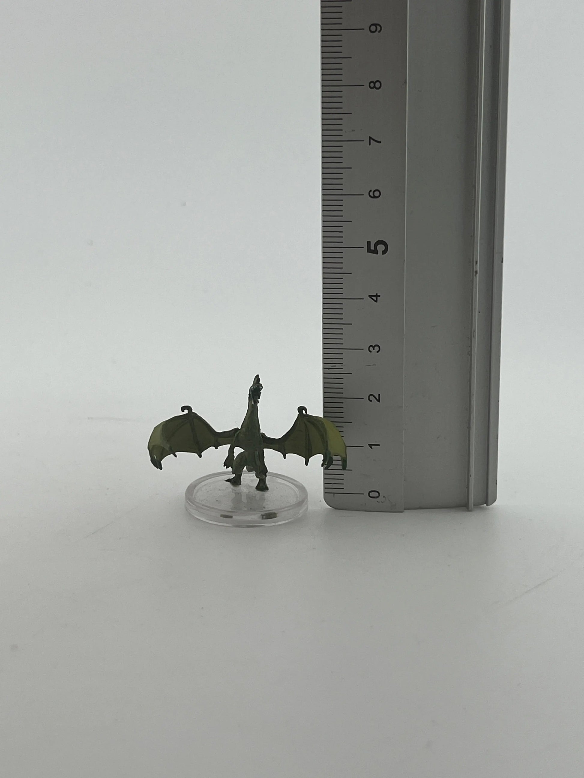 Dungeon's & Dragons Pre Painted Miniature Collections set of 4 +combinedshipping FRENLY BRICKS - Open 7 Days