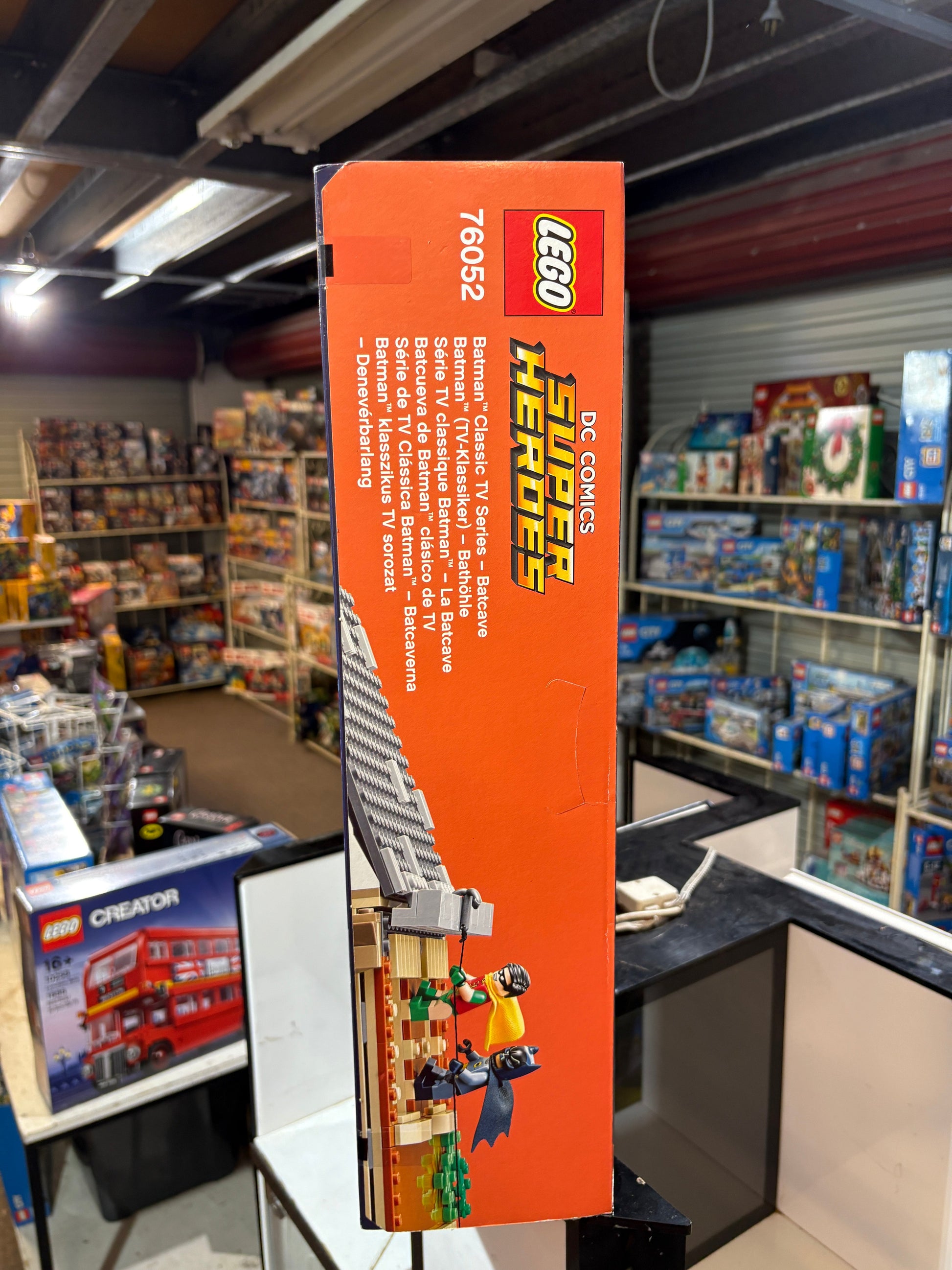 Lego DC Comics Super Heroes #76052 Batman Classic TV Series Batcave Brand New Sealed FRENLY BRICKS - Open 7 Days