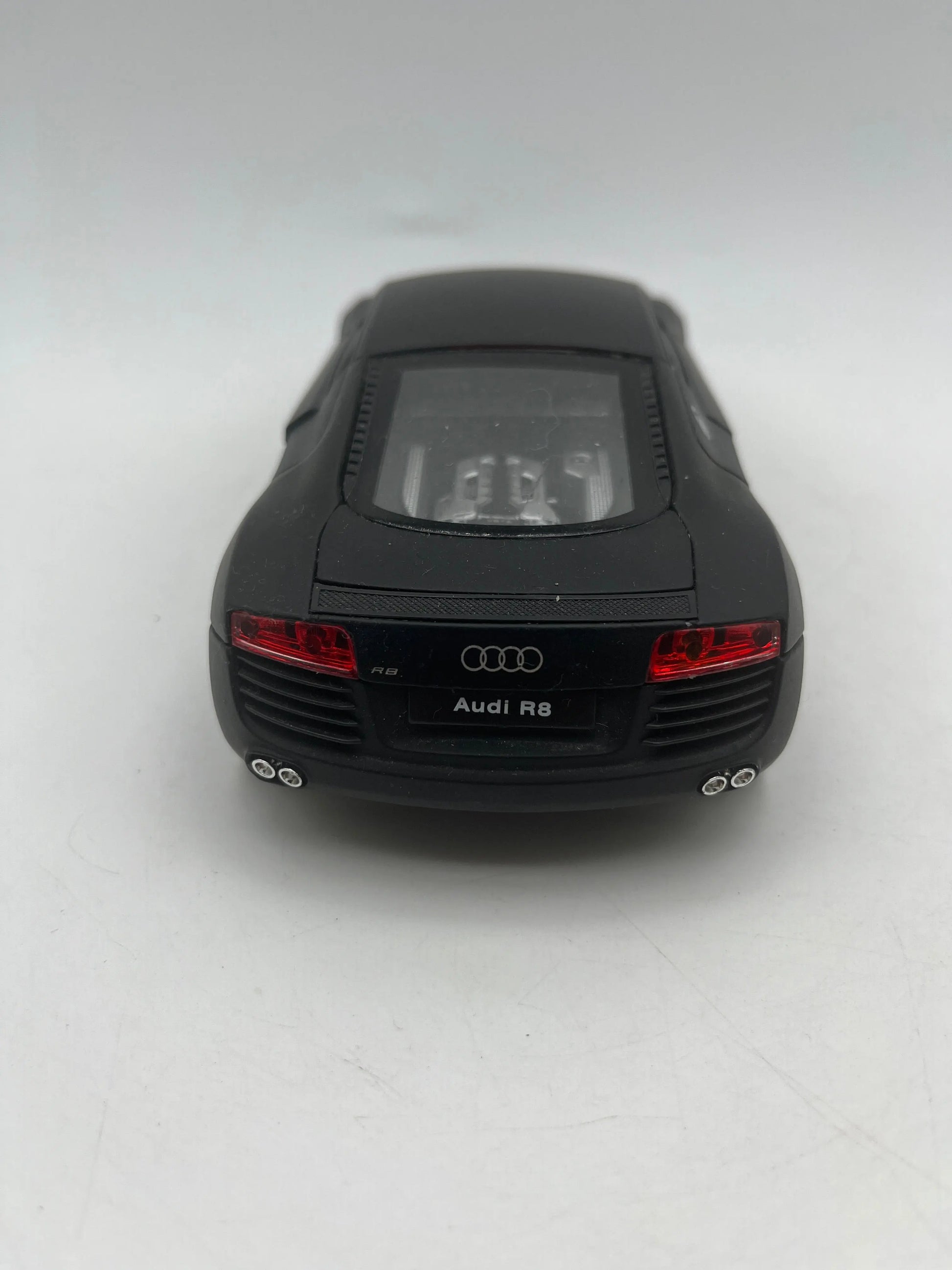 Welly 1/24 Scale Audi R8 Model Car Diecast Replica Vehicles +combinedshipping FRENLY BRICKS - Open 7 Days
