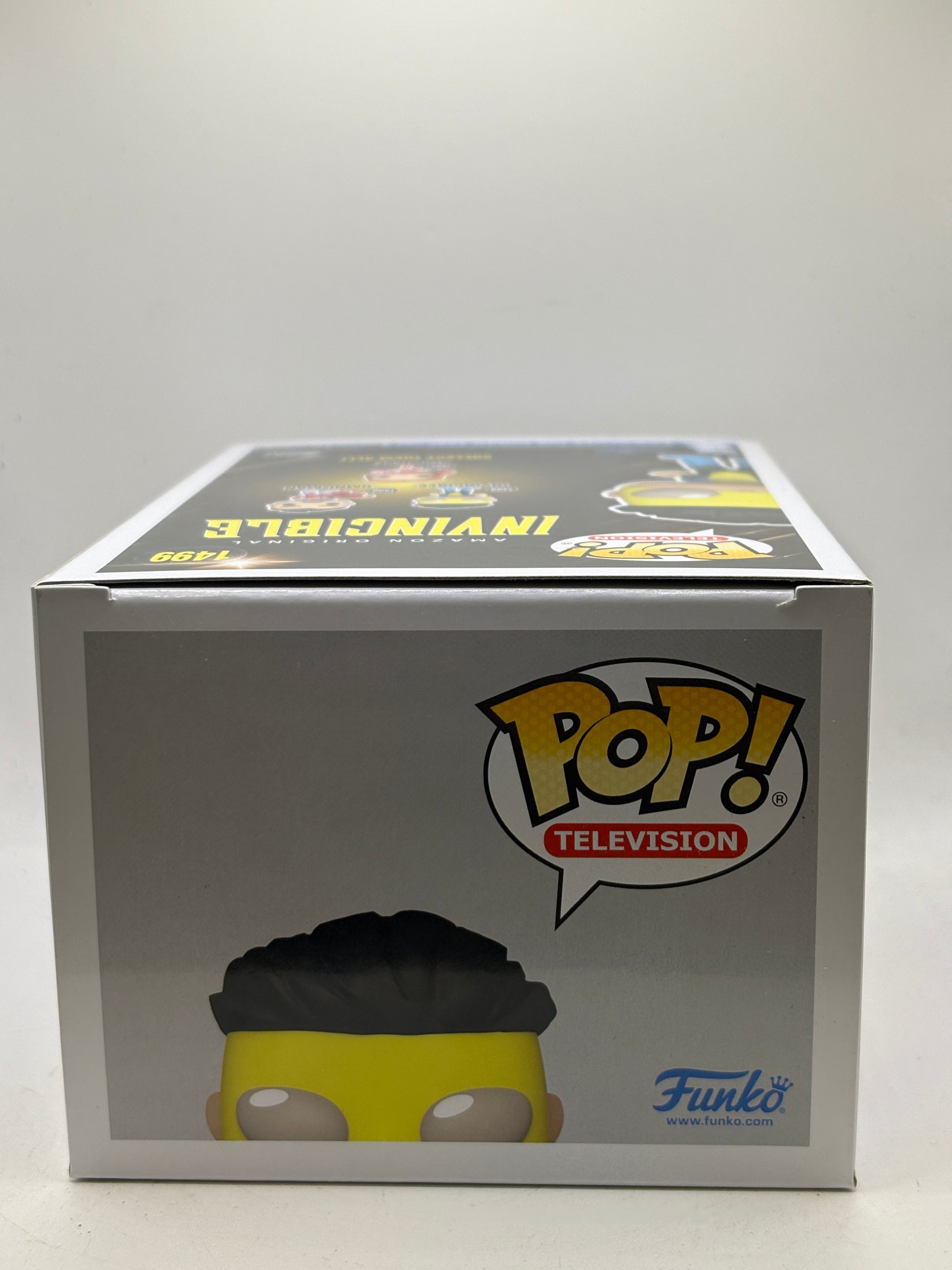 Funko POP! Television Invincible #1499 Invincible Vinyl Figure image 5