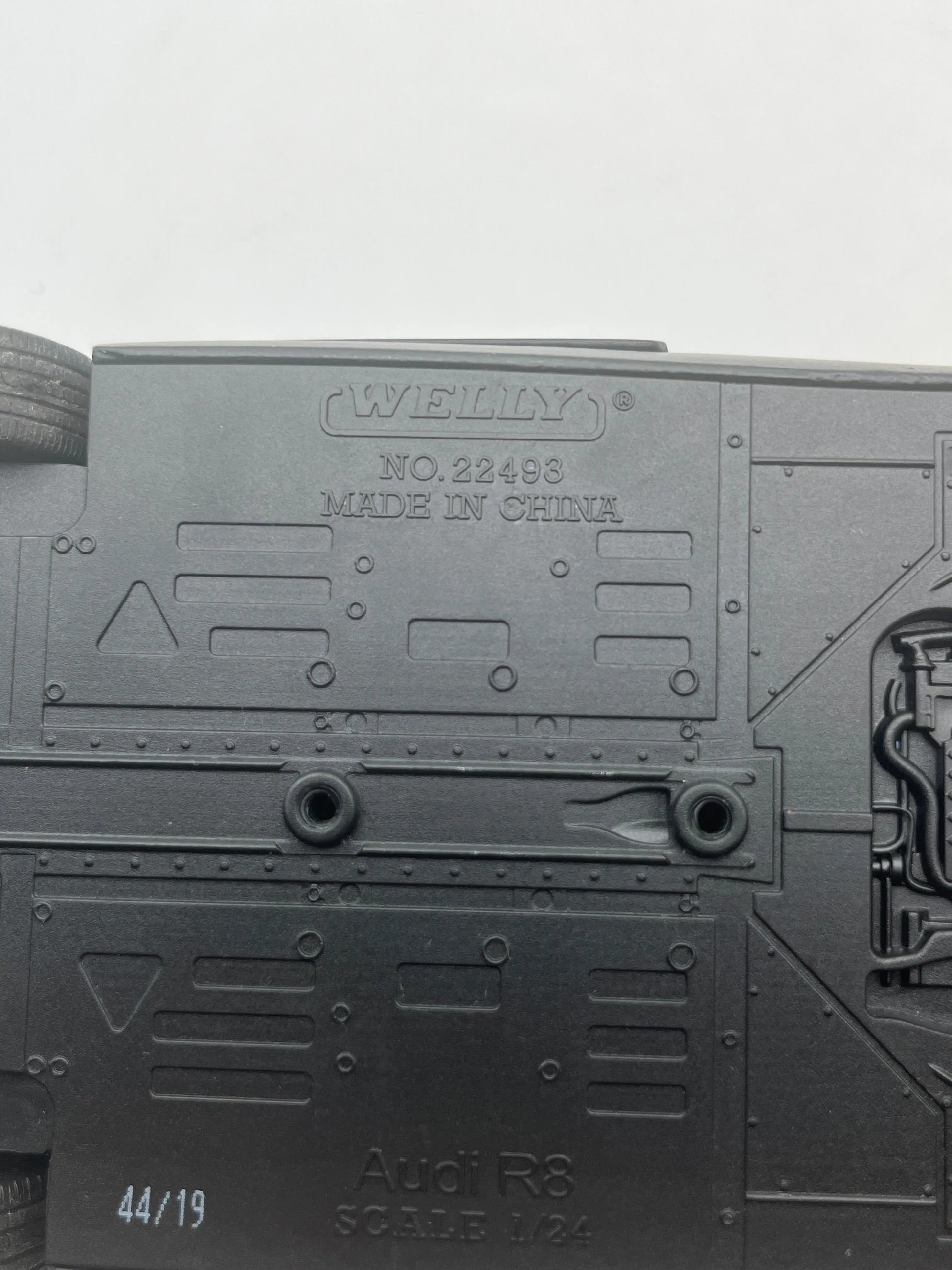 Welly 1/24 Scale Audi R8 Model Car Diecast Replica Vehicles +combinedshipping FRENLY BRICKS - Open 7 Days