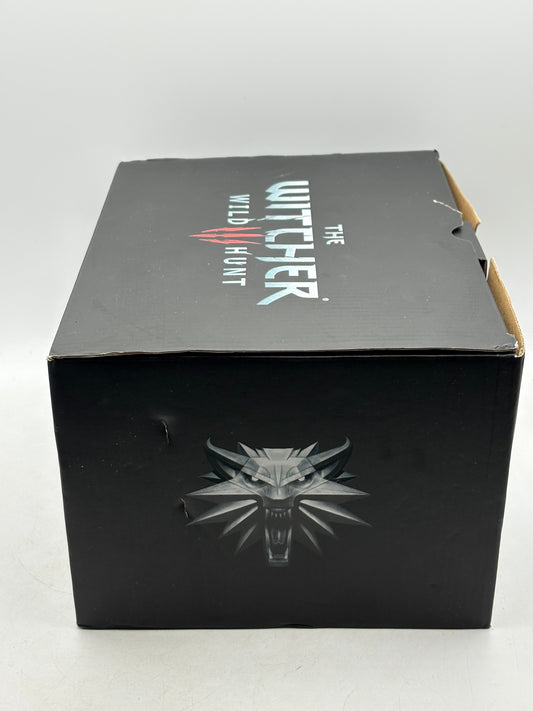 The Witcher 3: Wild Hunt GERALT IN THE BATH Statuette by Dark Horse Comics OPEN FRENLY BRICKS - Open 7 Days