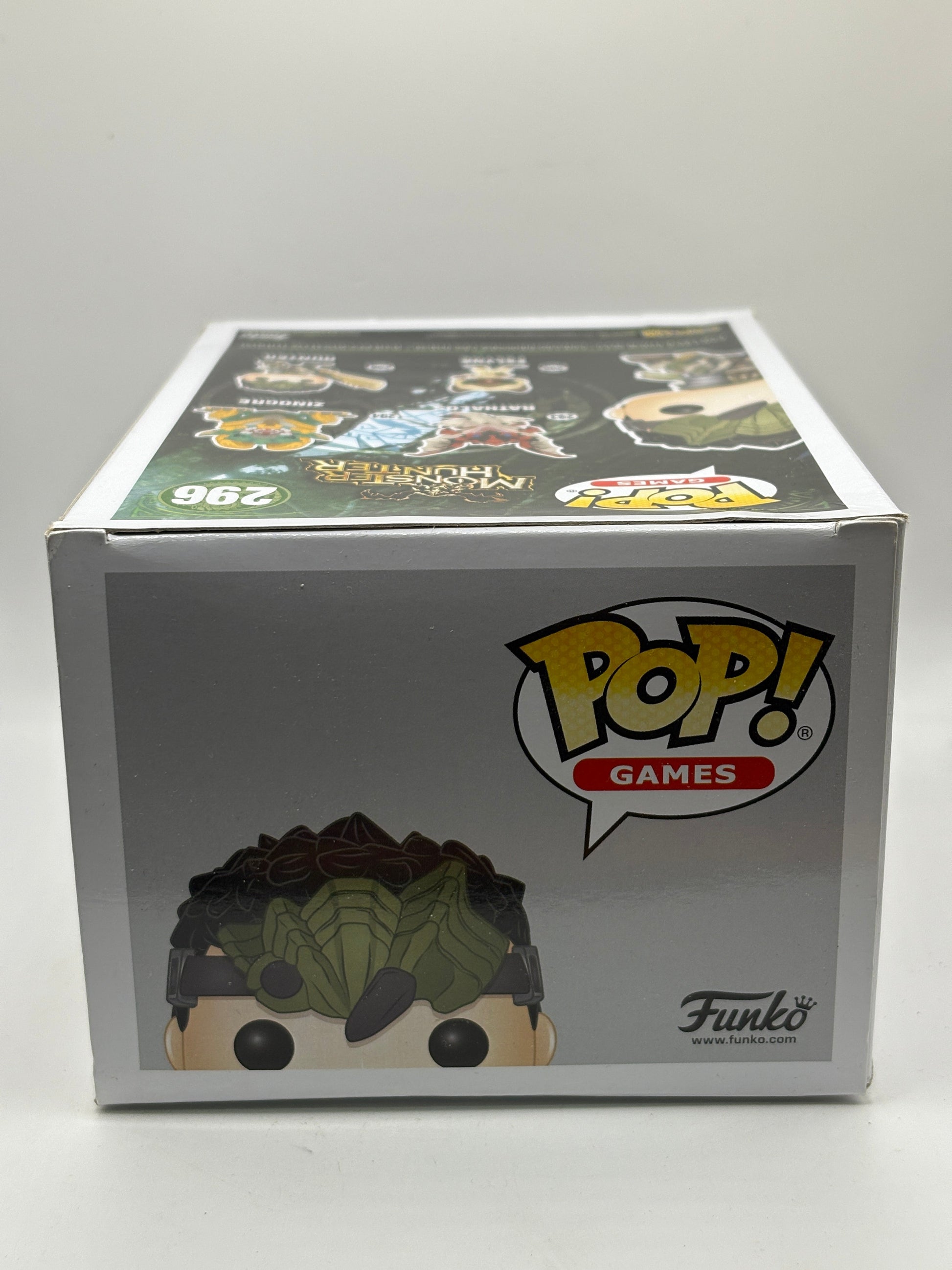 Funko POP! Games Monster Hunter #296 Hunter Vinyl Figure FRENLY BRICKS - Open 7 Days