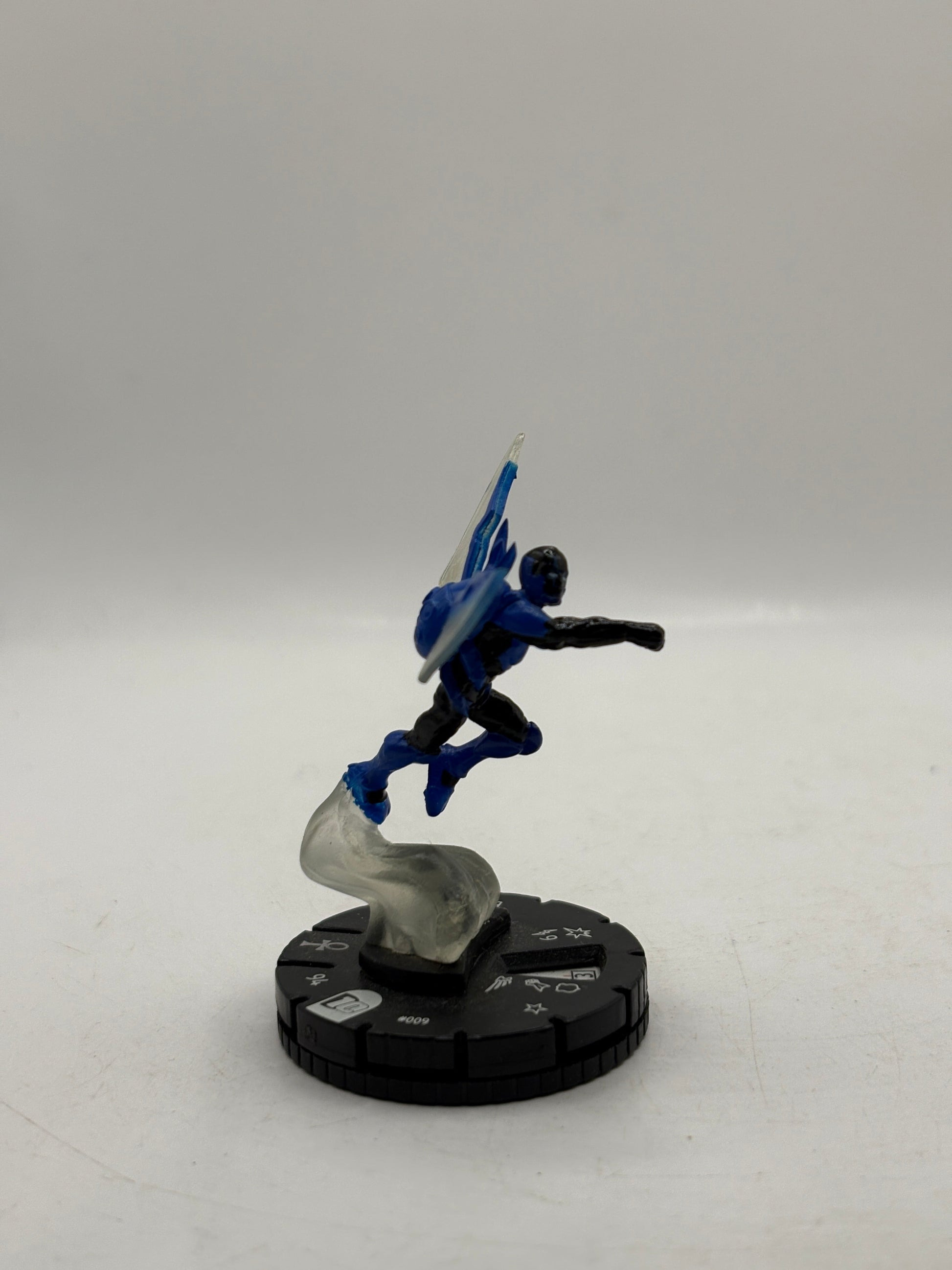 DC HeroClix - 10th Anniversary Blue Beetle #009 Figure Loose with Card FRENLY BRICKS - Open 7 Days