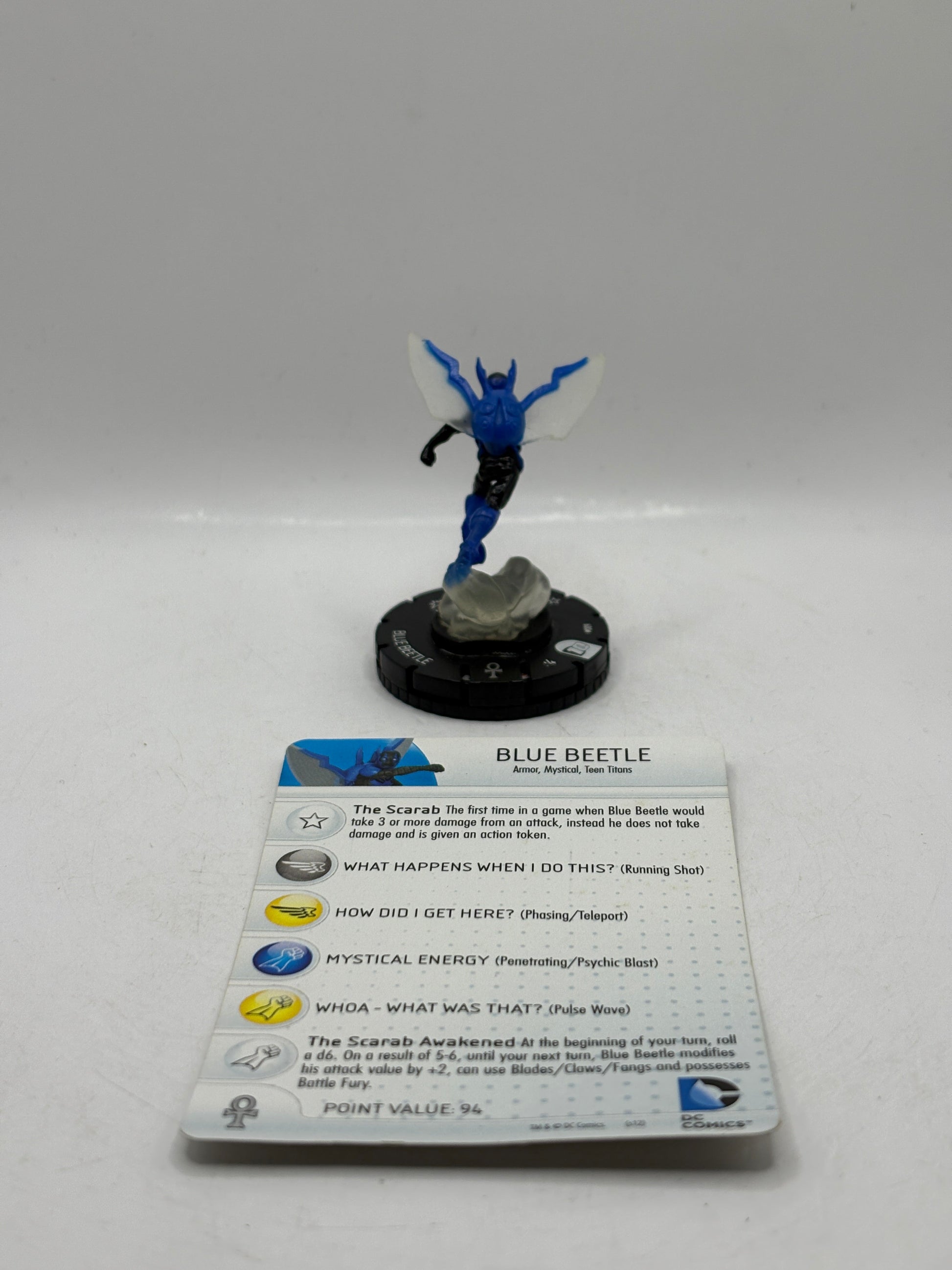 DC HeroClix - 10th Anniversary Blue Beetle #009 Figure Loose with Card (3) FRENLY BRICKS - Open 7 Days