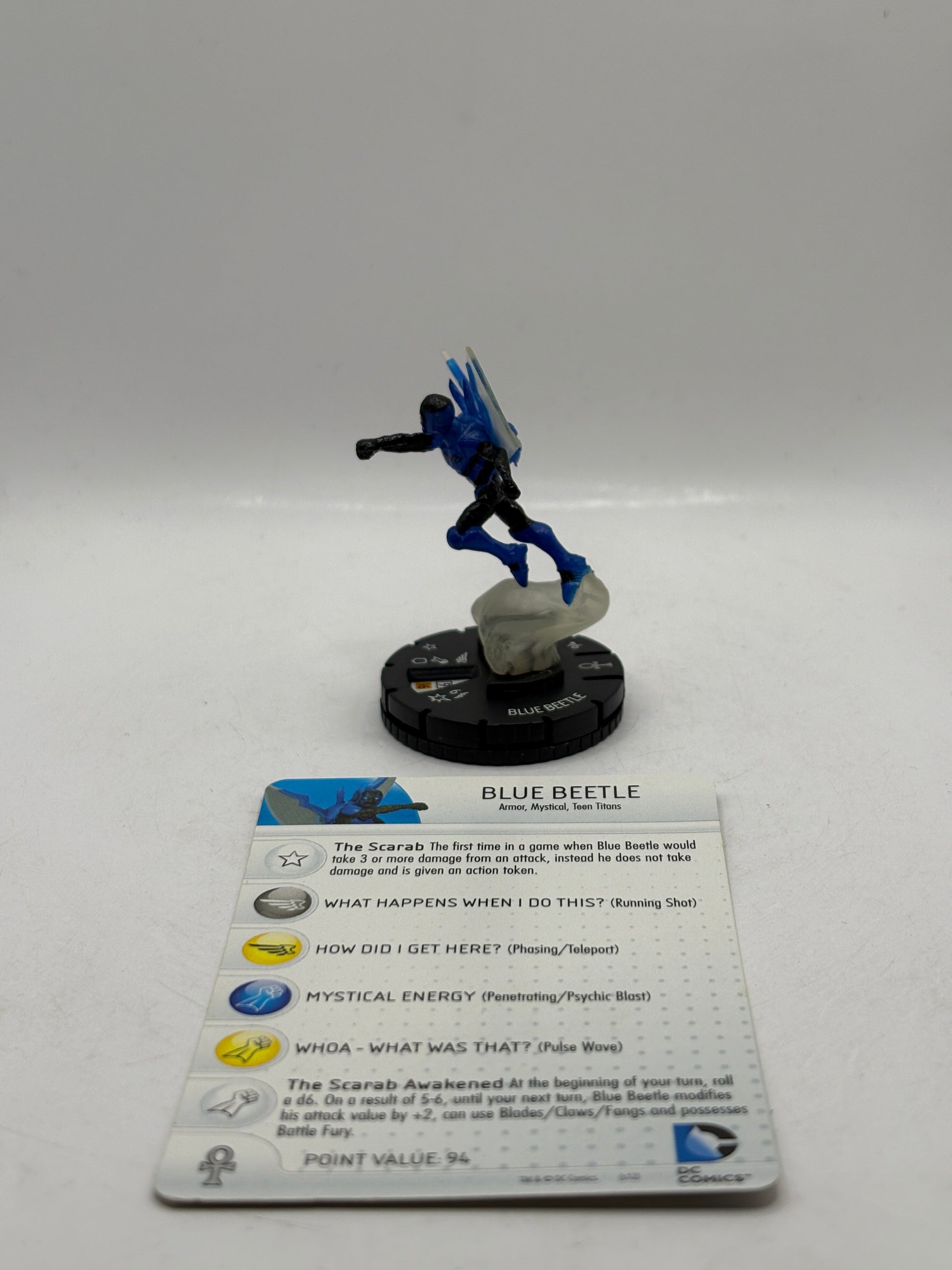 DC HeroClix - 10th Anniversary Blue Beetle #009 Figure Loose with Card (4) FRENLY BRICKS - Open 7 Days