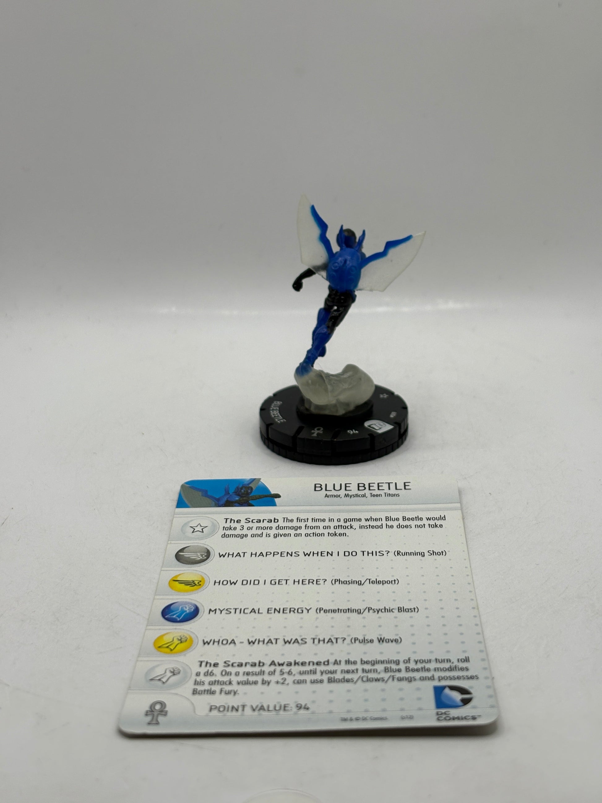 DC HeroClix - 10th Anniversary Blue Beetle #009 Figure Loose with Card (4) FRENLY BRICKS - Open 7 Days