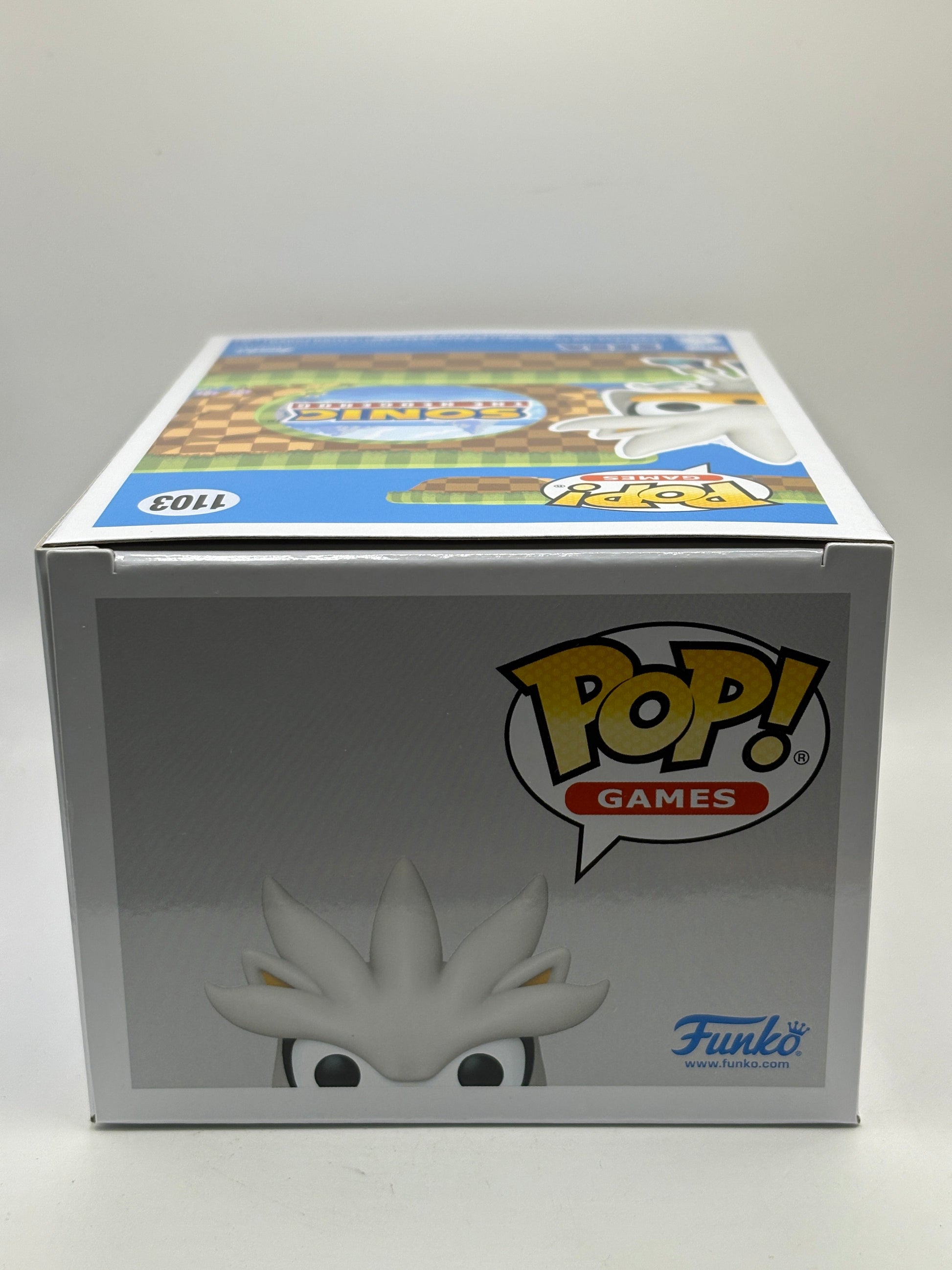 Funko POP! Games Sonic the Hedgehog #1103 Silver Diamond Collection FRENLY BRICKS - Open 7 Days