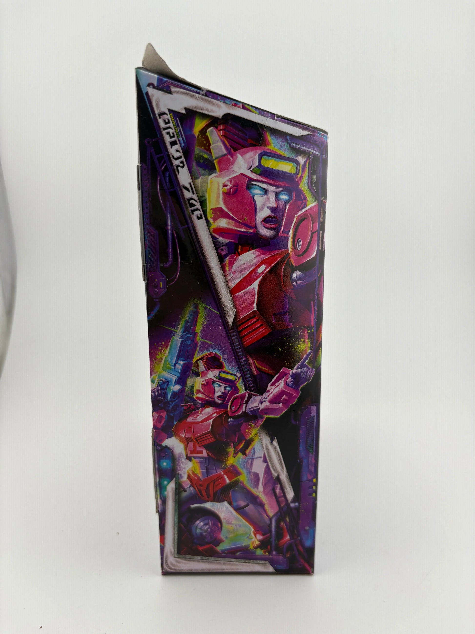 Transformers: Generation 1 - Elita-1 Legacy Series Deluxe Class 5.5” Figure FRENLY BRICKS - Open 7 Days