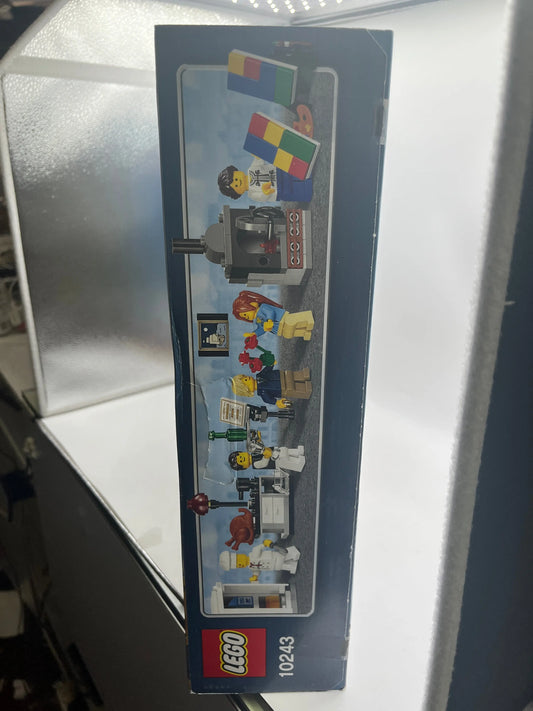 LEGO Creator Expert 10243 Parisian Restaurant Brand New In Factory Sealed Box FRENLY BRICKS - Open 7 Days