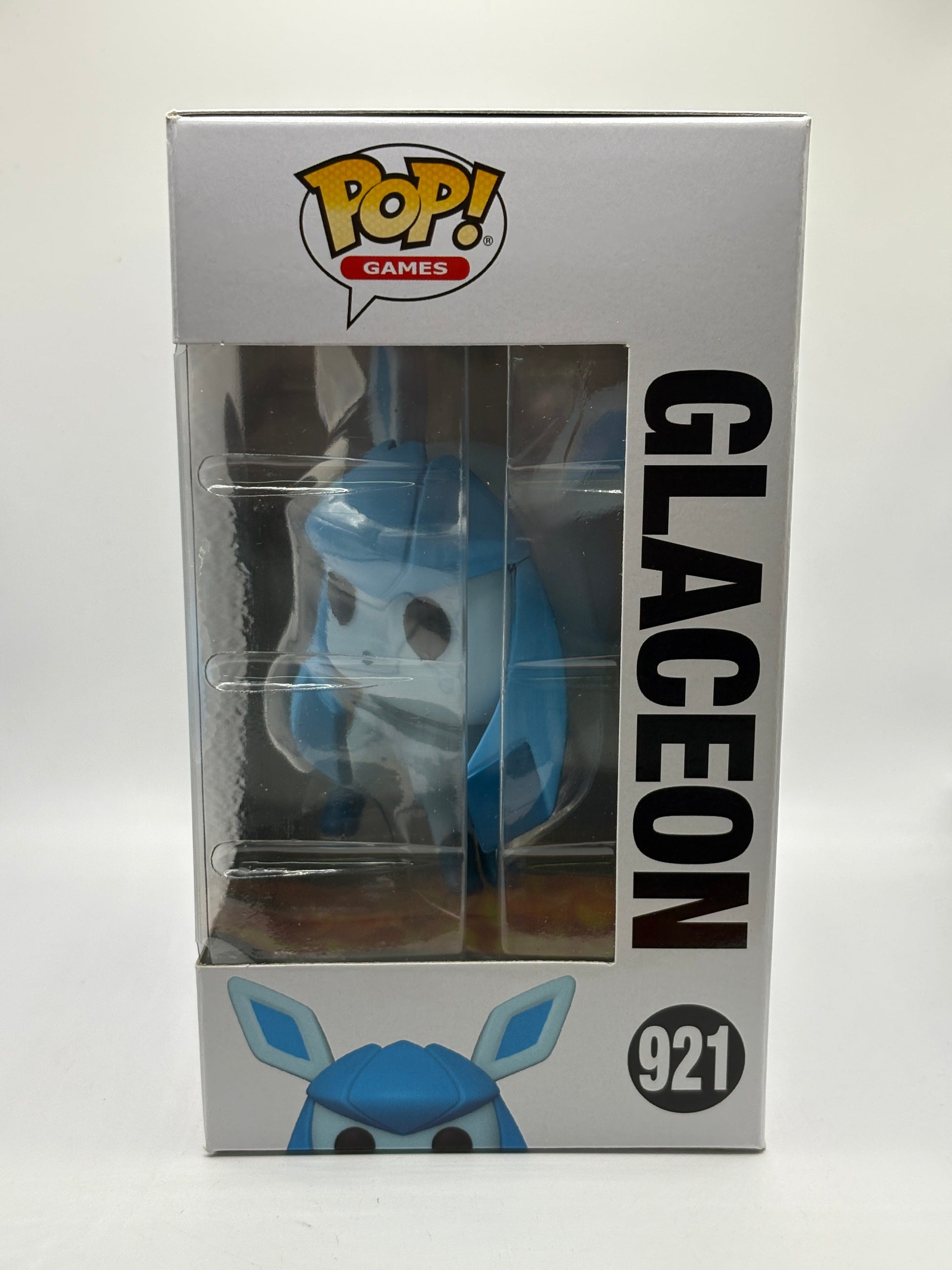 Funko POP! Games Pokemon #921 Glaceon Vinyl Figure FRENLY BRICKS - Open 7 Days