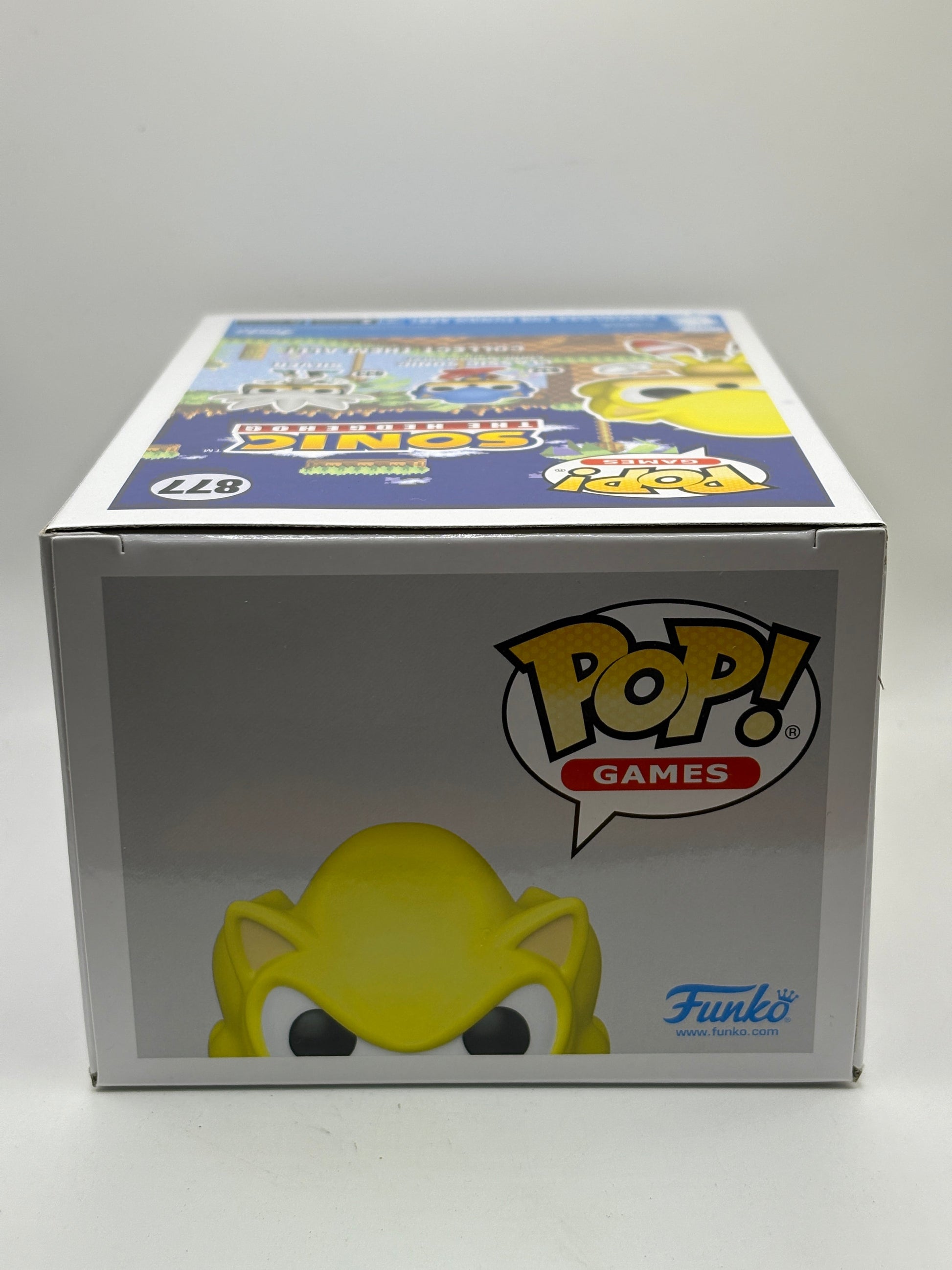 Funko POP! Games Sonic the Hedgehog #877 Super Sonic First Appearance Glow FRENLY BRICKS - Open 7 Days