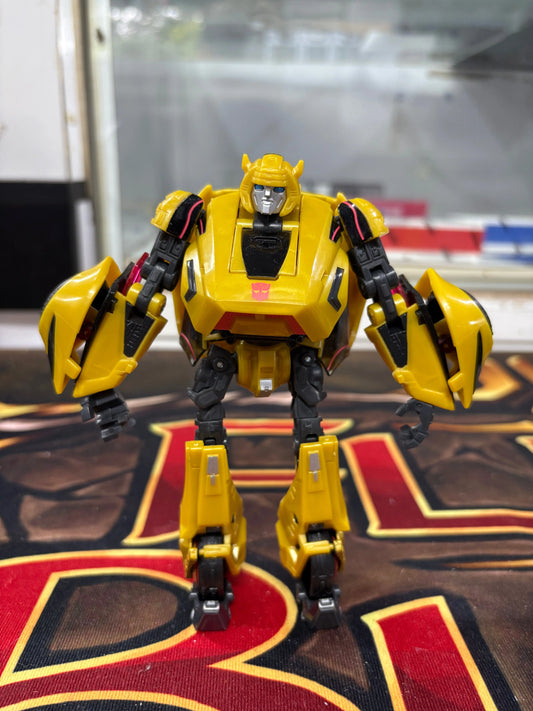 Transformers Generations: Autobot Cybertronian Bumblebee Deluxe Class Action FRENLY BRICKS - Open 7 Days