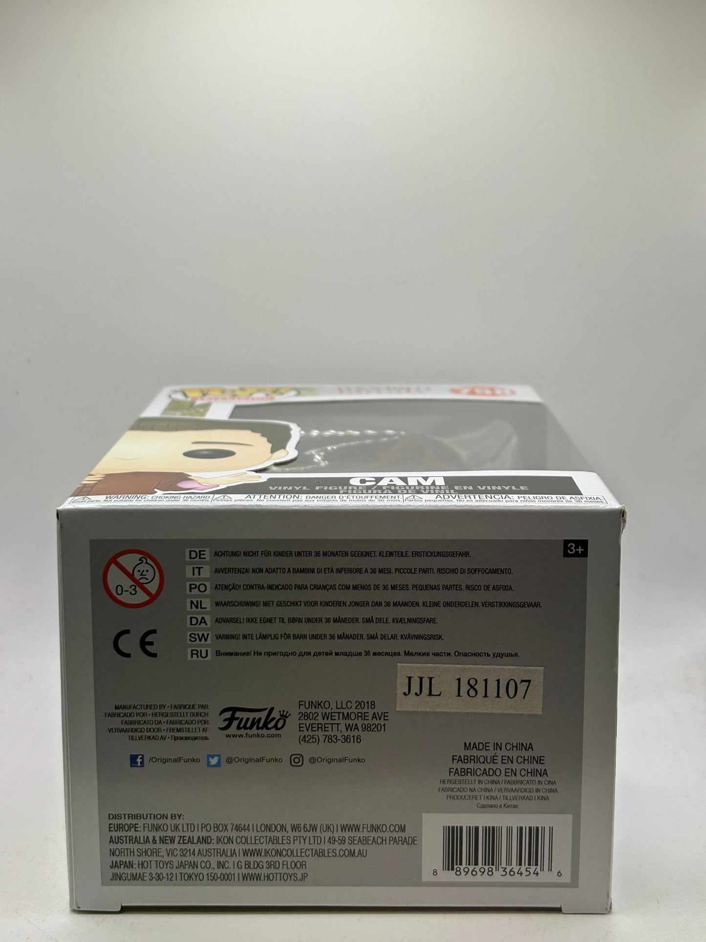 Funko POP! Television Modern Family #758 Cam Vinyl Figure
