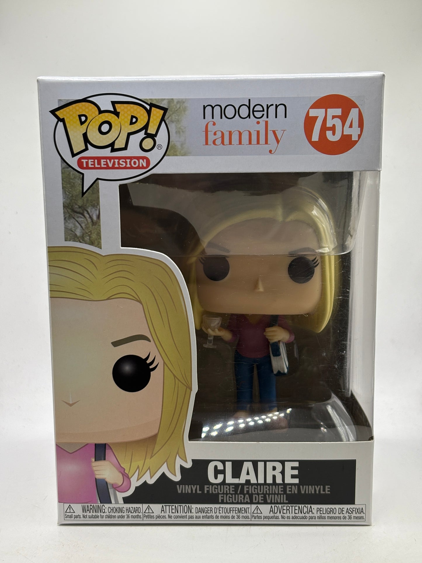 Funko POP! Television Modern Family #754 Claire Vinyl Figure