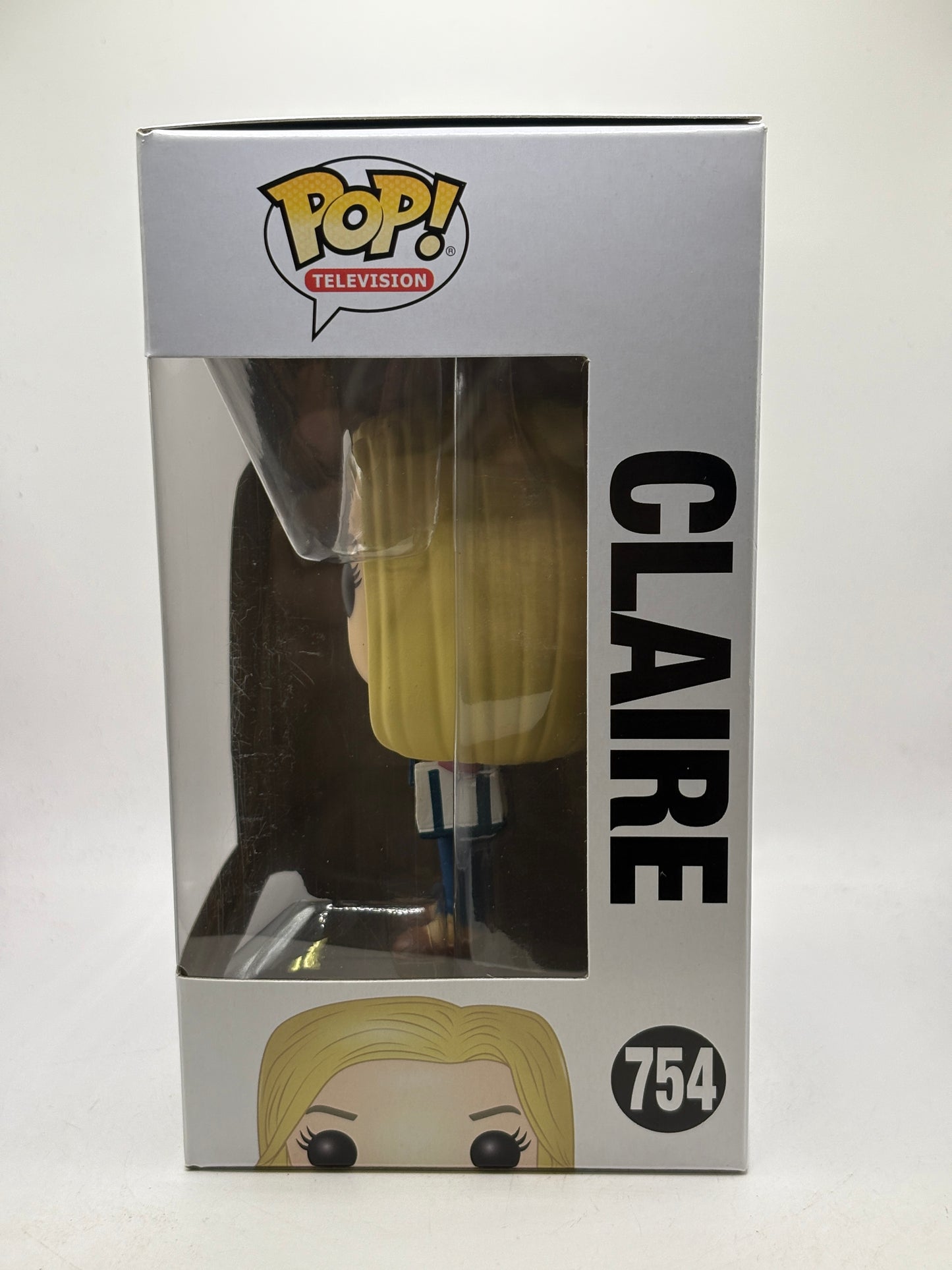 Funko POP! Television Modern Family #754 Claire Vinyl Figure