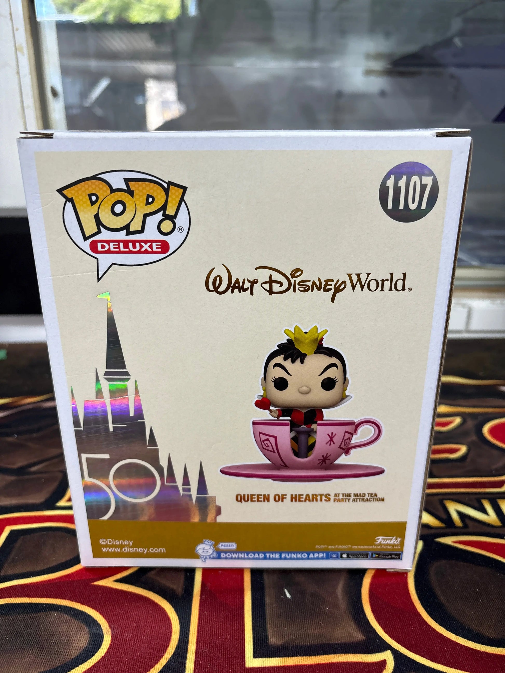 Funko Pop! Disney Queen of Hearts Mad Tea Party Attraction #1107 FRENLY BRICKS - Open 7 Days